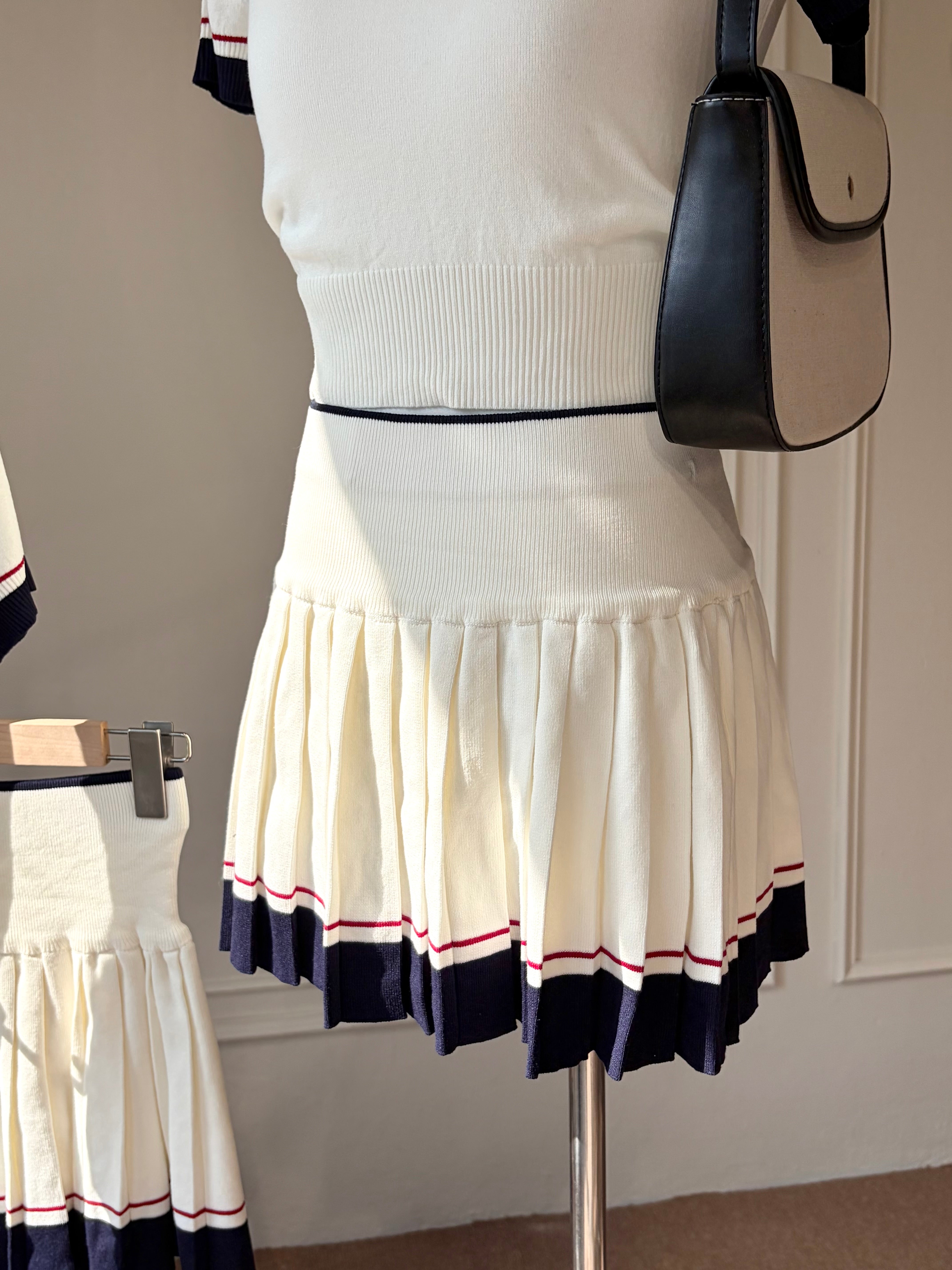 ABELLE KNIT SET
