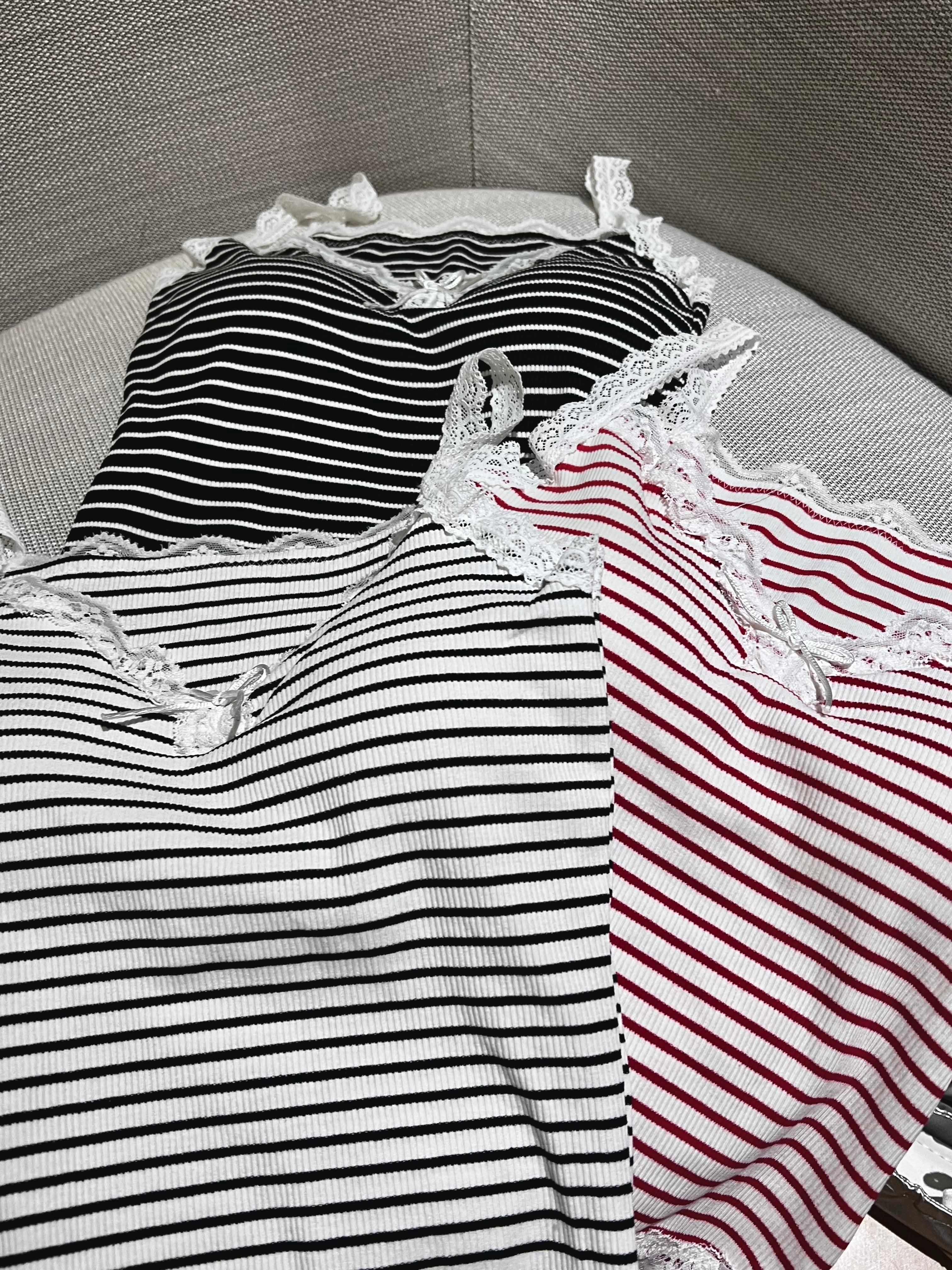 Lace Bowlet Top 带胸垫