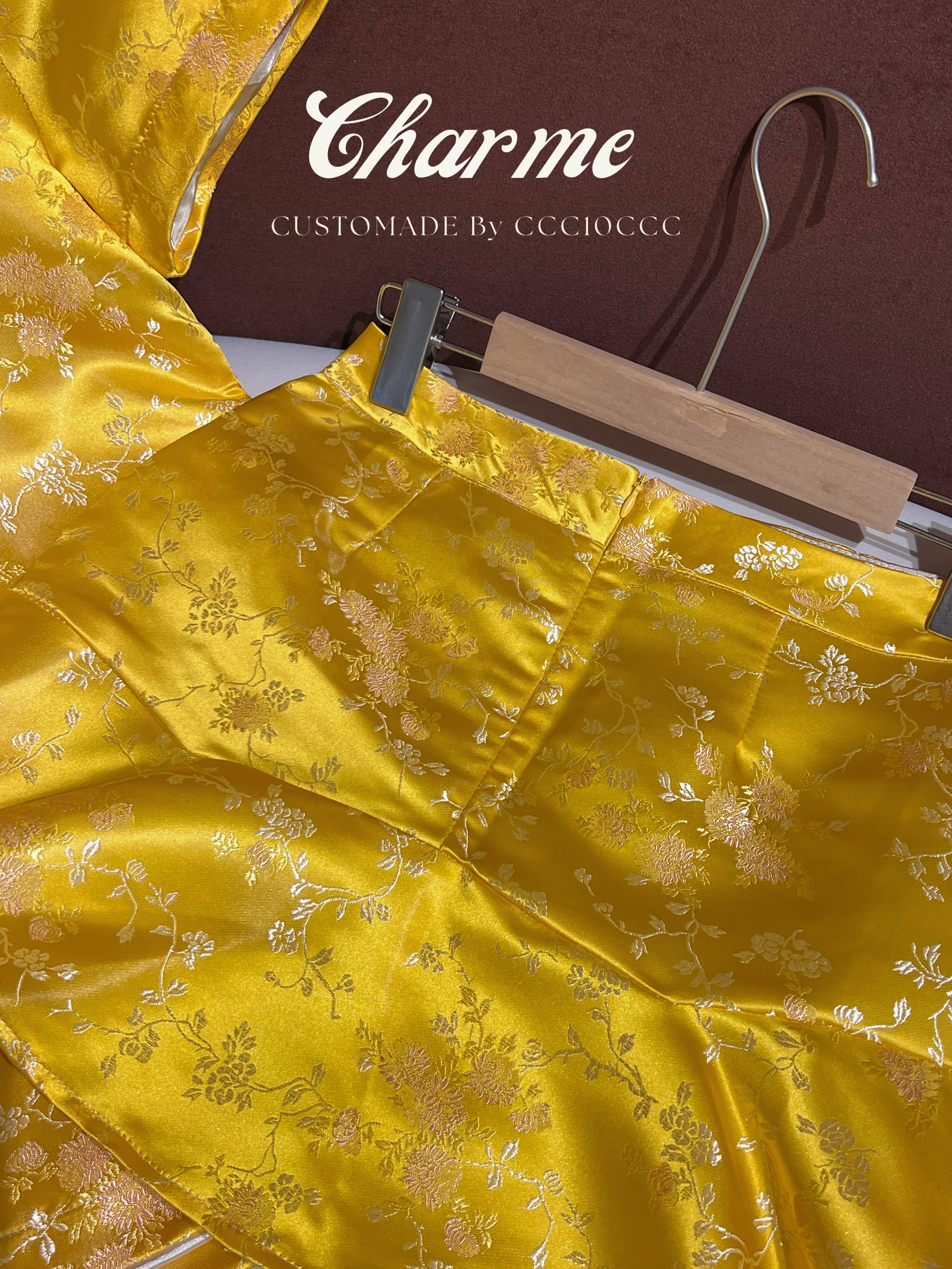 Bella Qipao 蓓雅 (Gold)