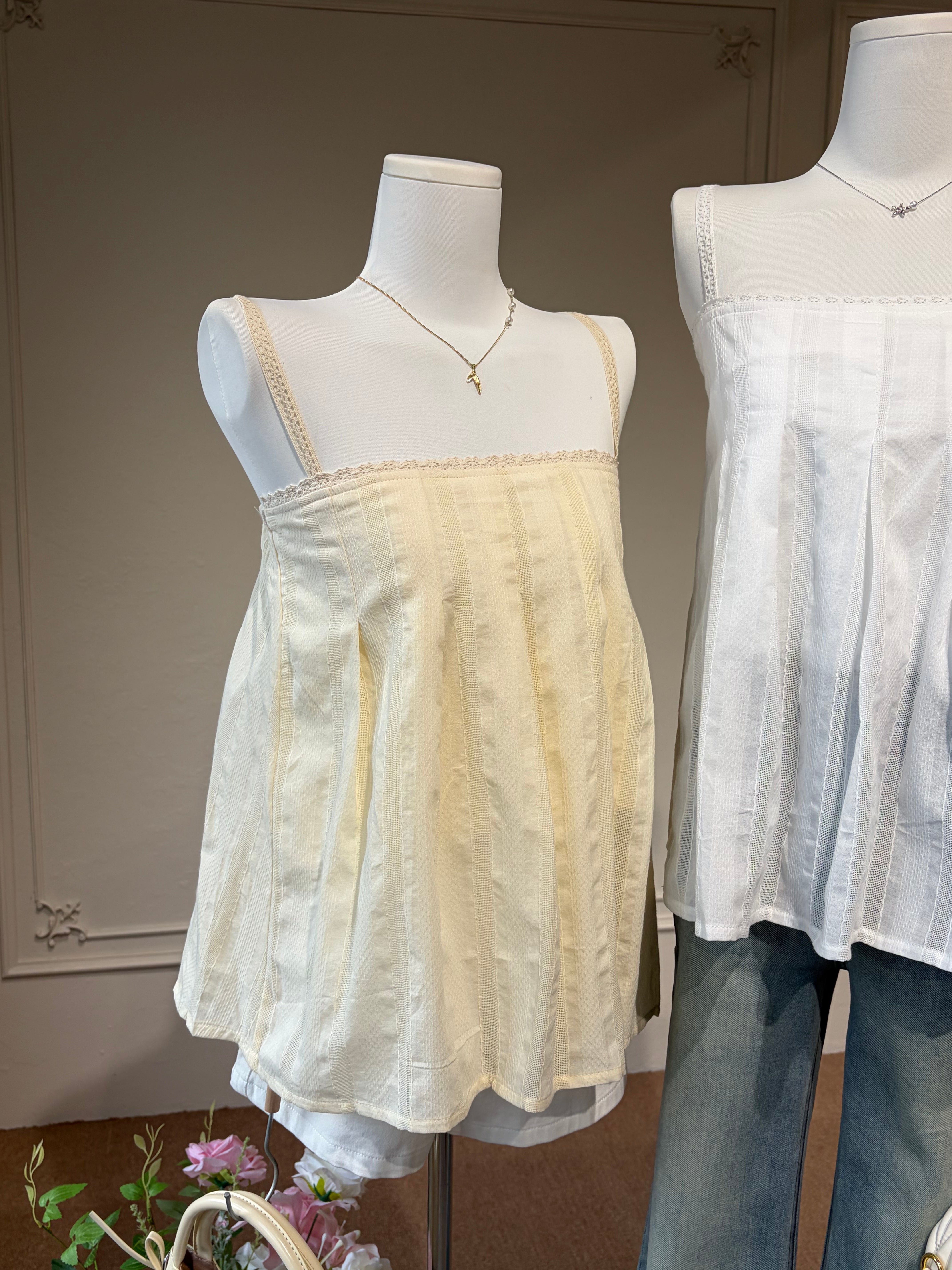 LACE TRIM CAMI TOP