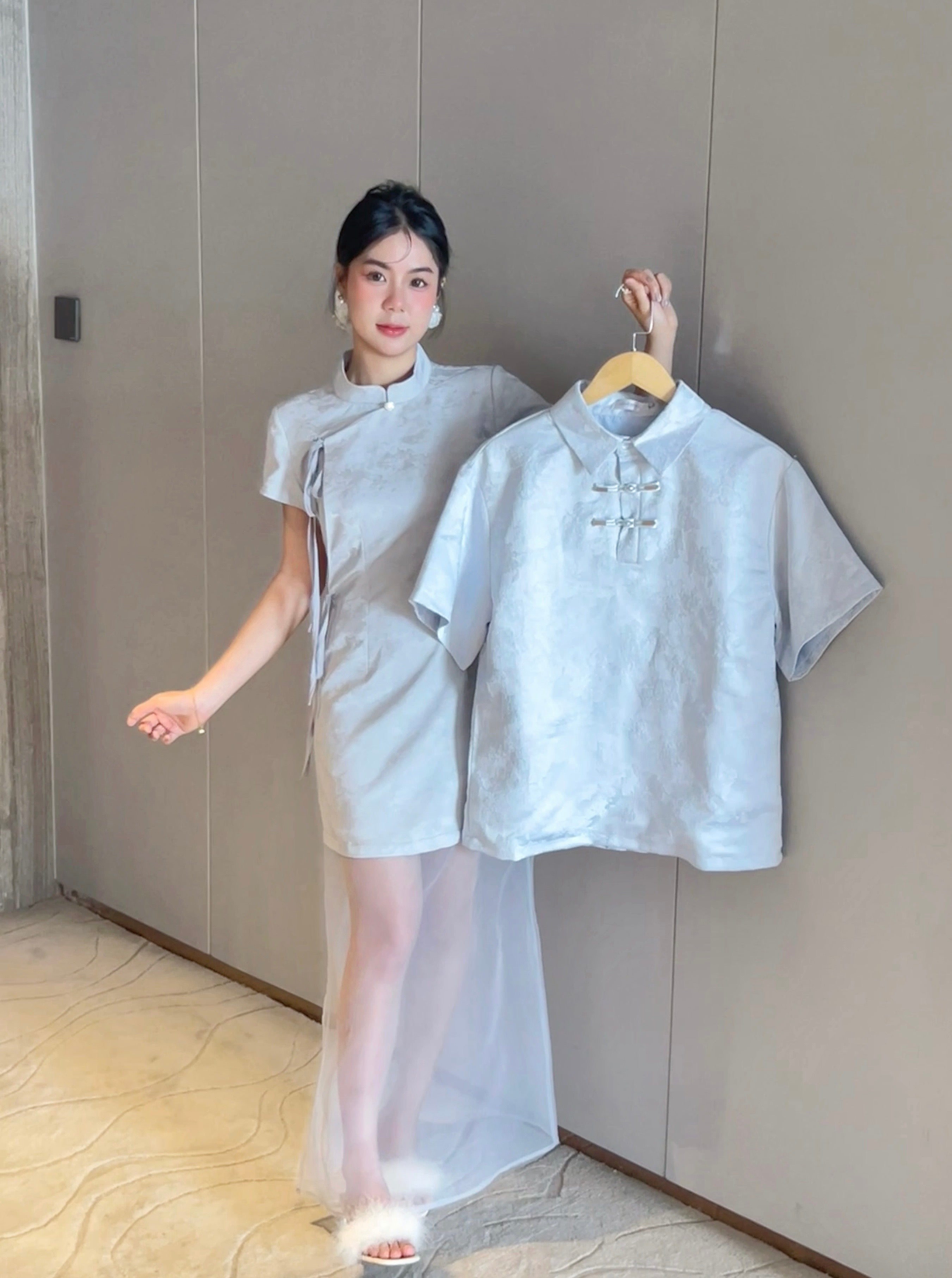 Moon Cheongsam 月🌙 (Silver Grey)