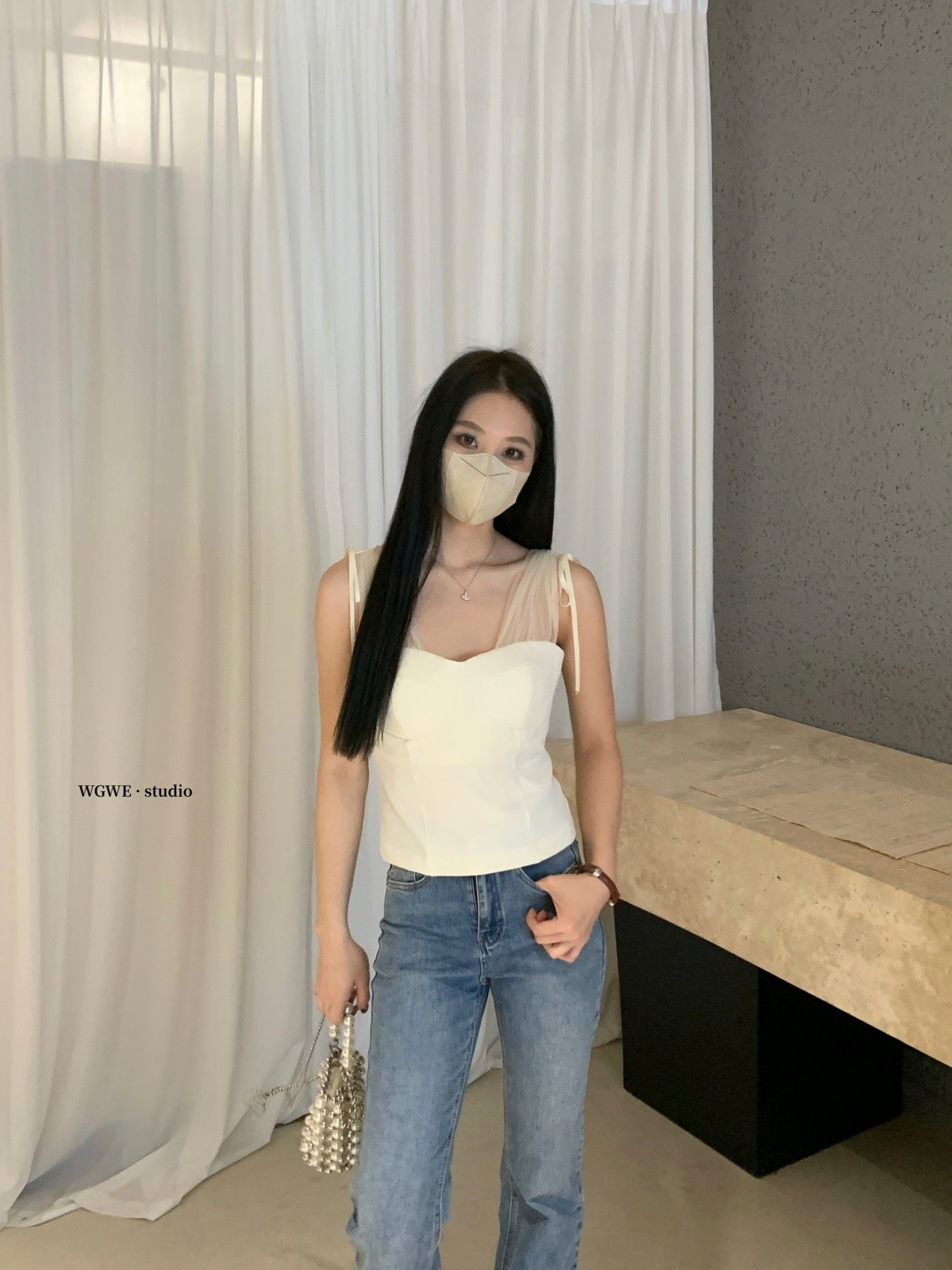 W8345 网纱胸垫上衣