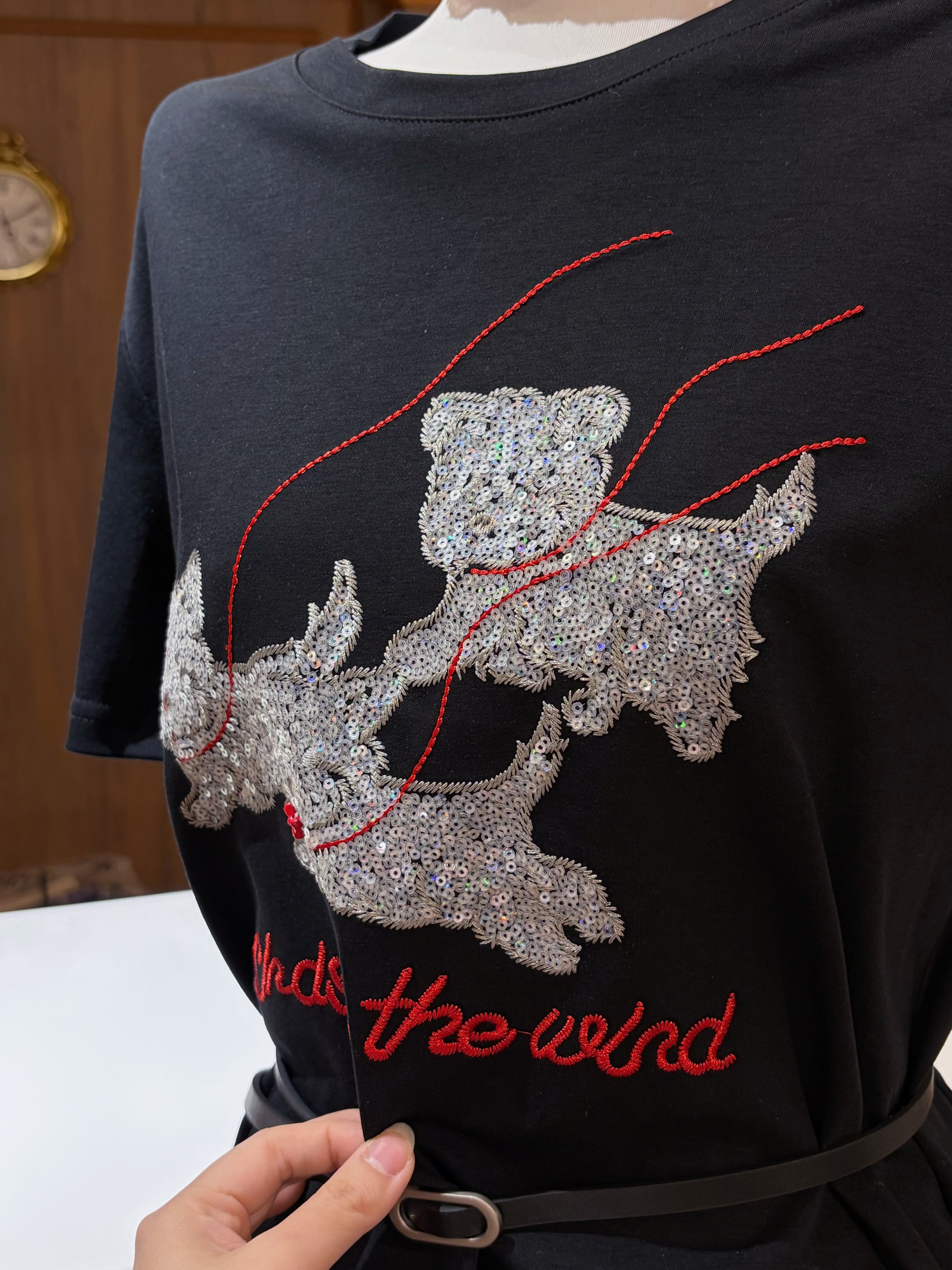 Heather grey tee featuring adorable puppy illustration print