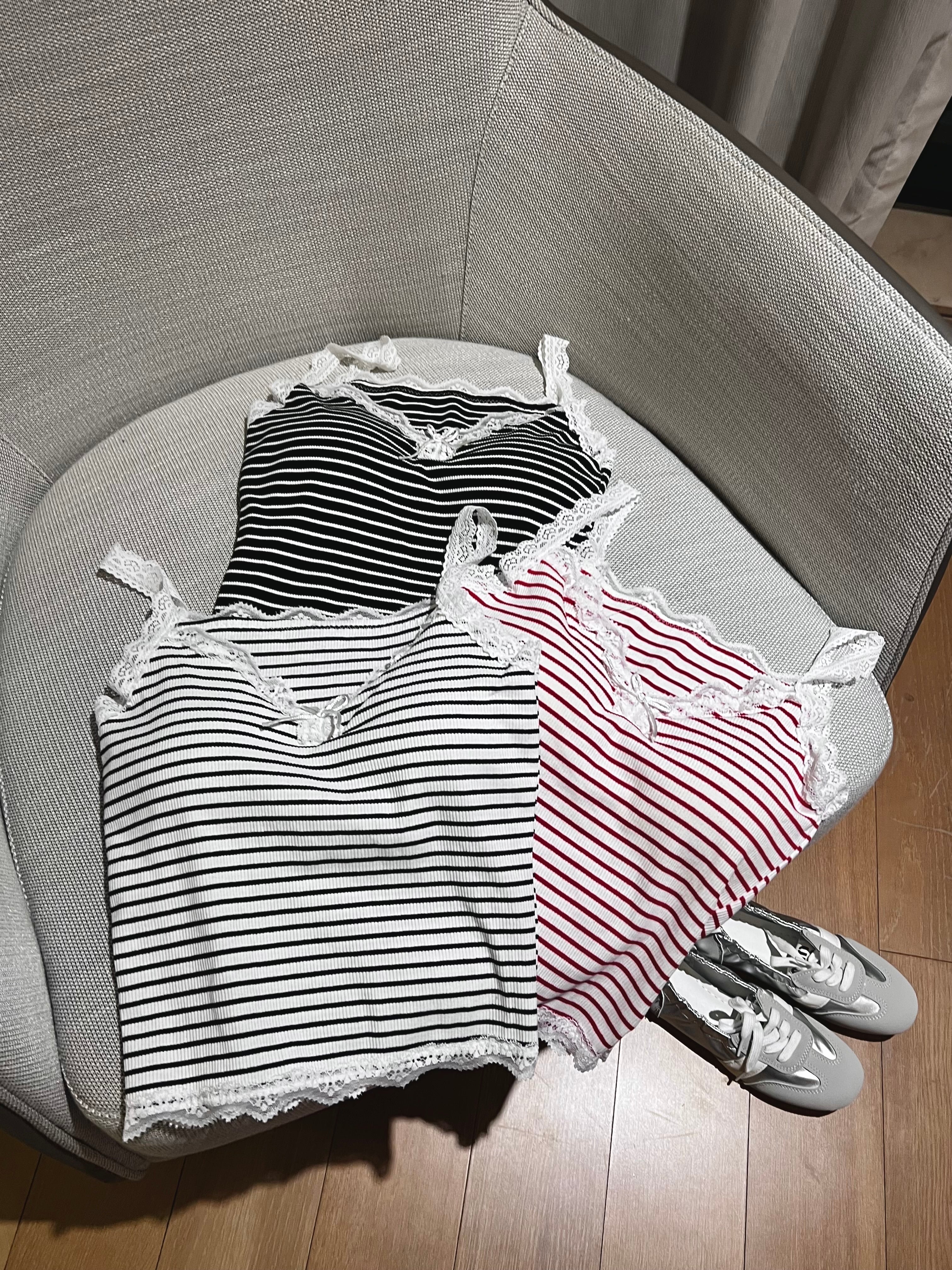 Lace Bowlet Top 带胸垫