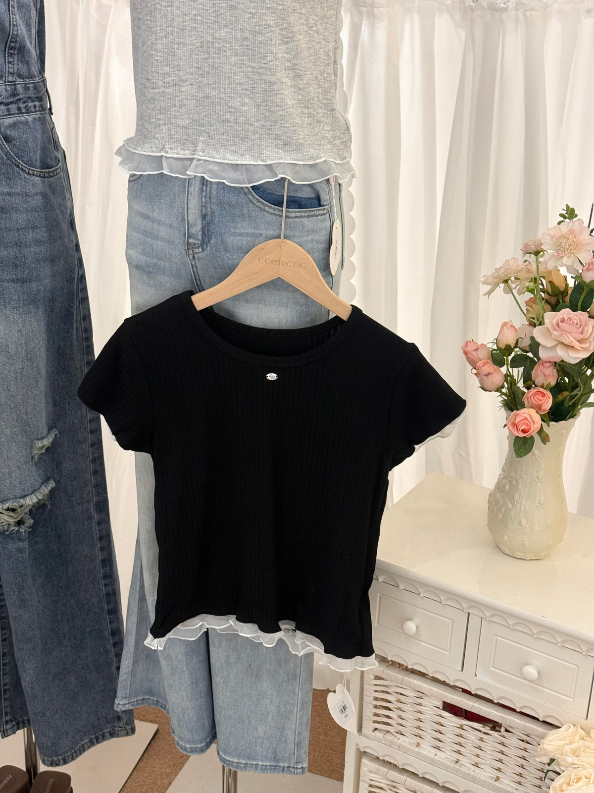 Lara Ruffle Ribbed Tee
