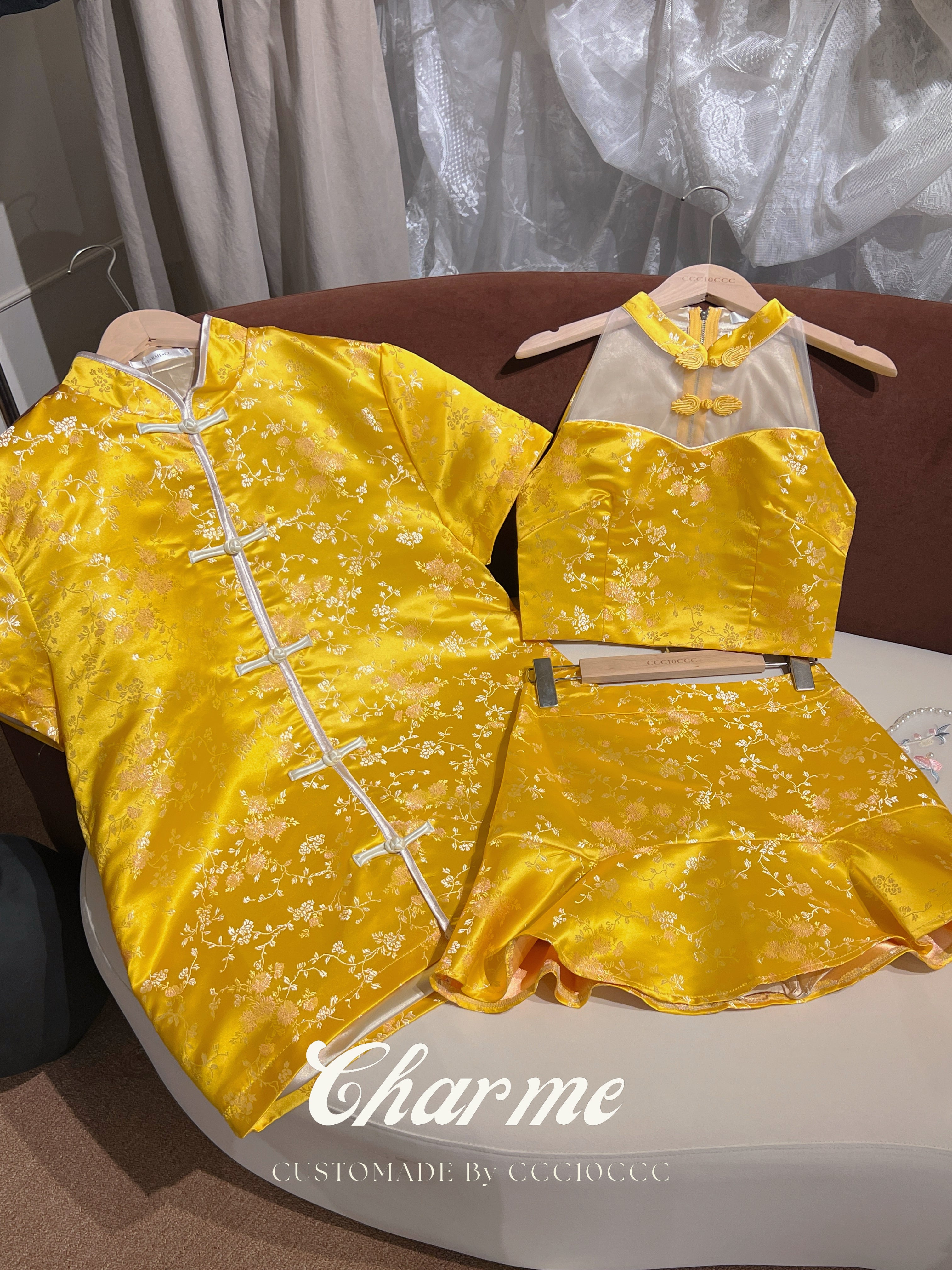 Bella Shirt 唐装 (Gold)