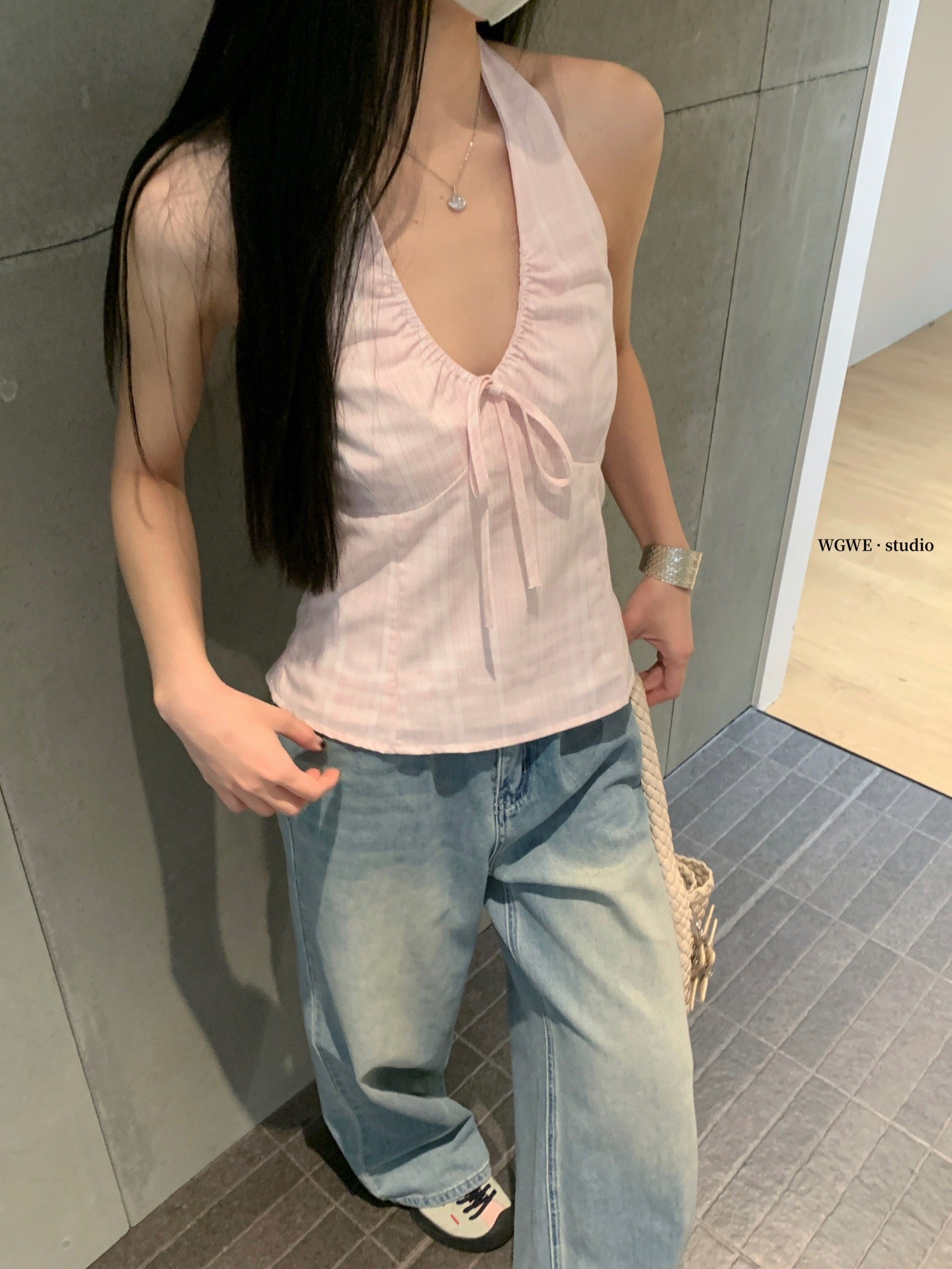 W8456 少女感!格纹挂脖上衣