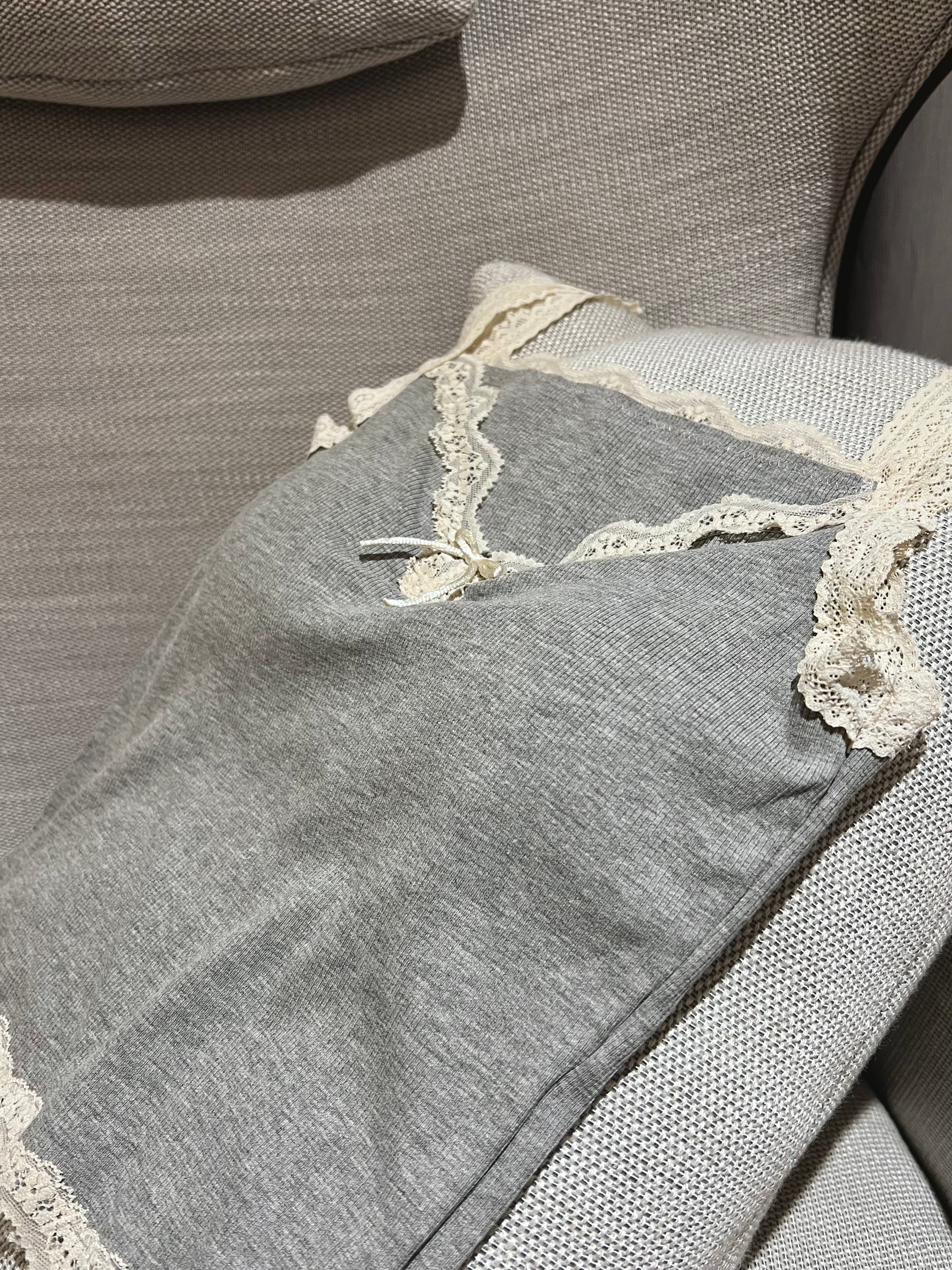 Lace Bowlet Top 带胸垫