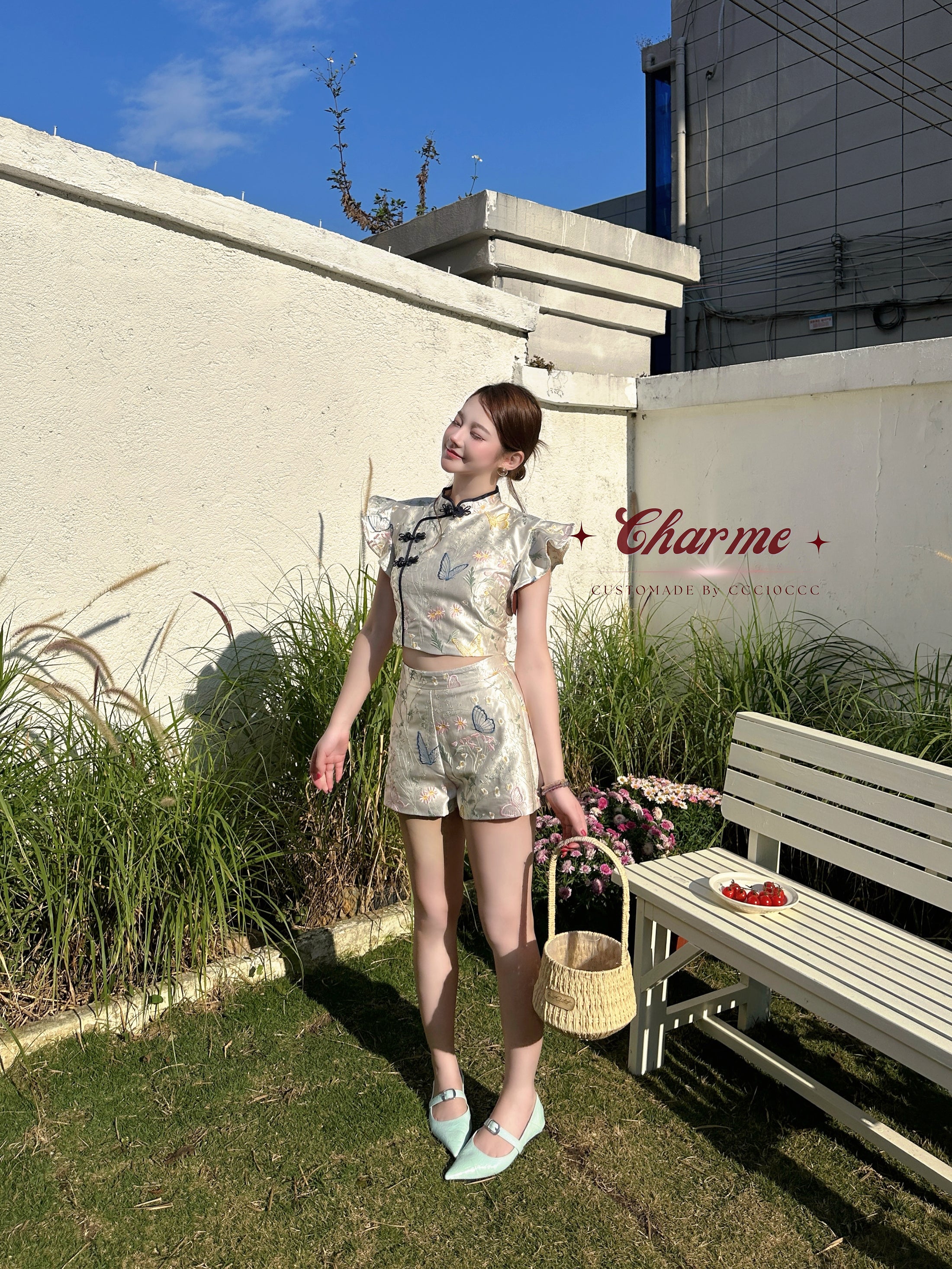 Xiang Qipao · 香蝶花庭 旗袍