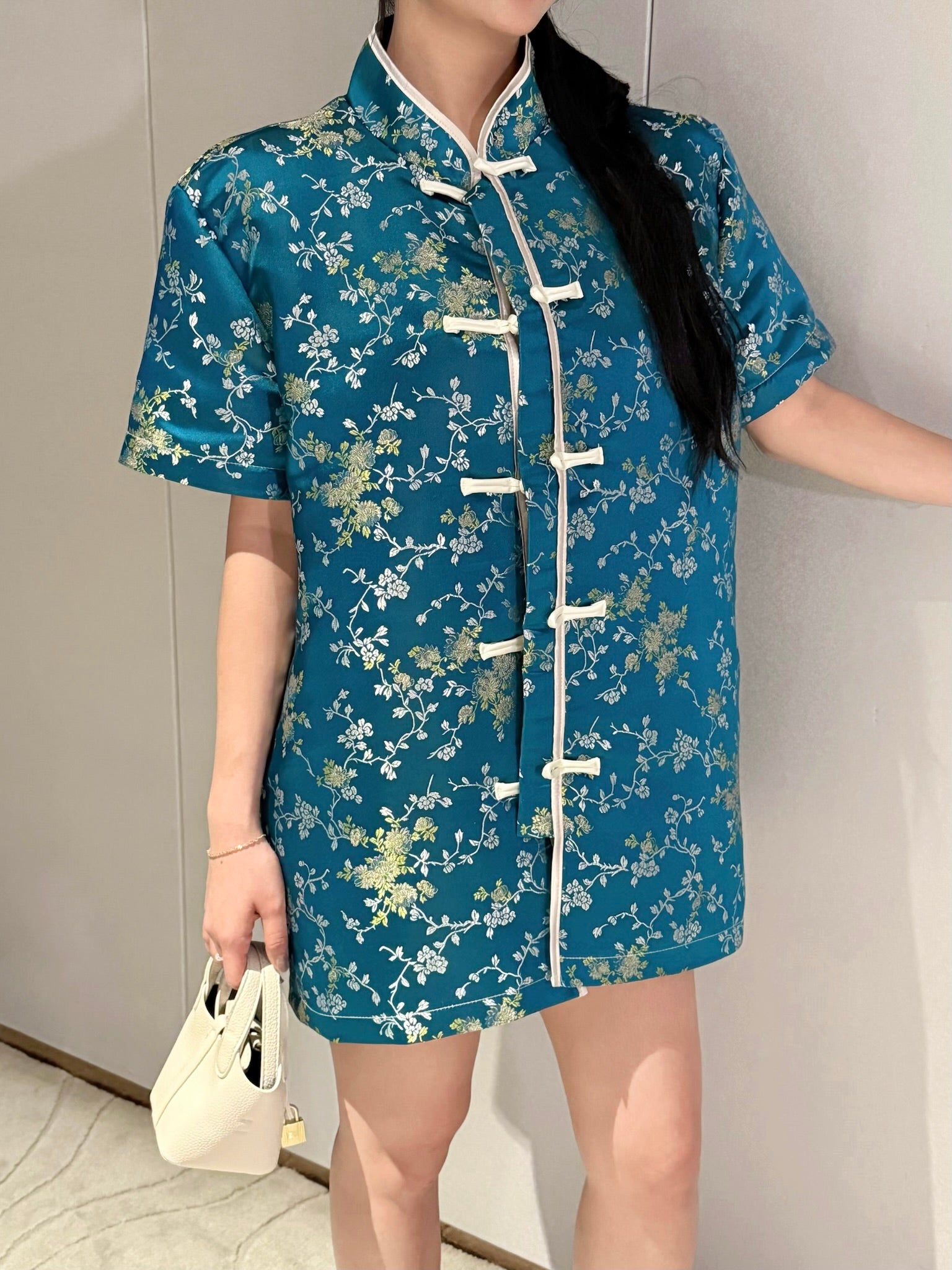 Jasmine & Bella Men Shirt 唐装