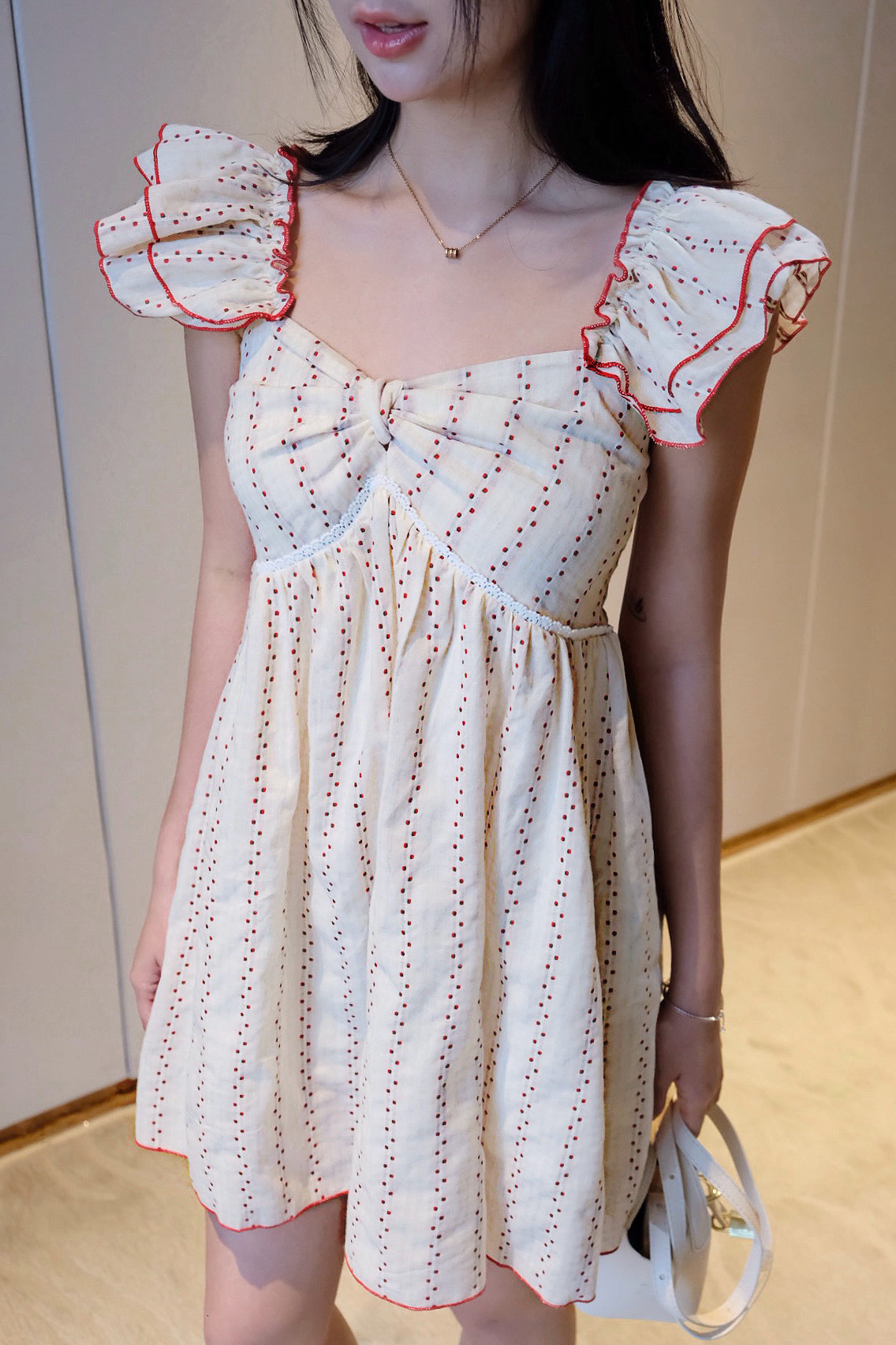 ๐พ๐๐ผ๐๐๐ Odelia Dress in Cream๐