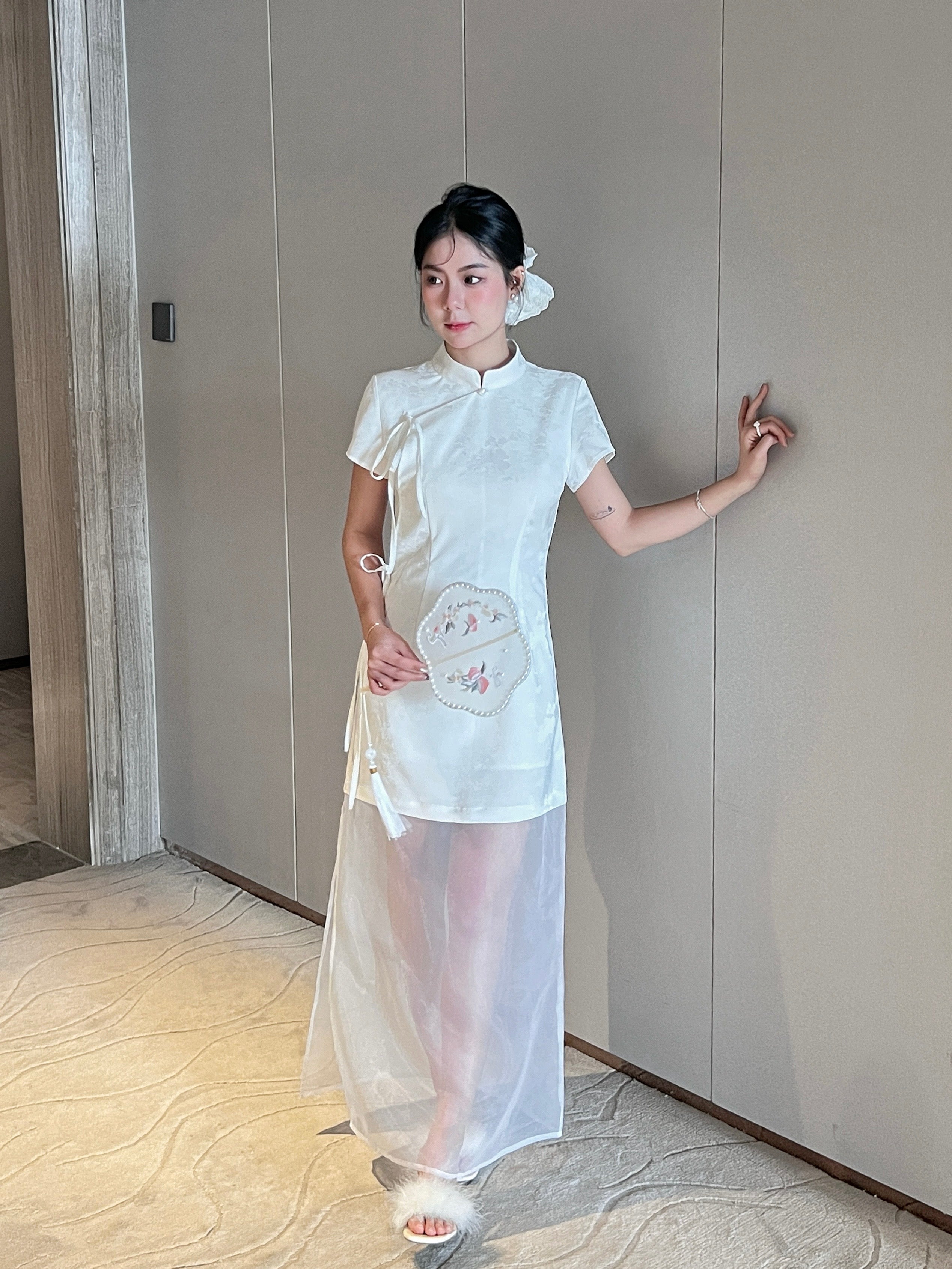 Moon Cheongsam 月🌙 (White)
