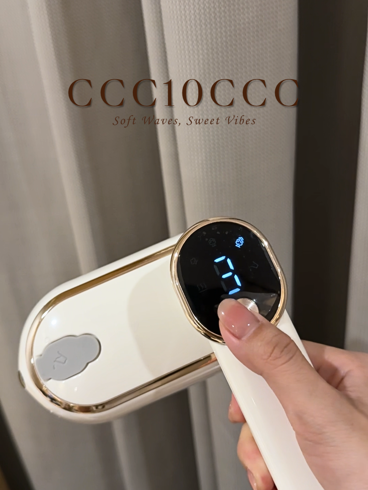 手持蒸汽小烫斗 很好用!