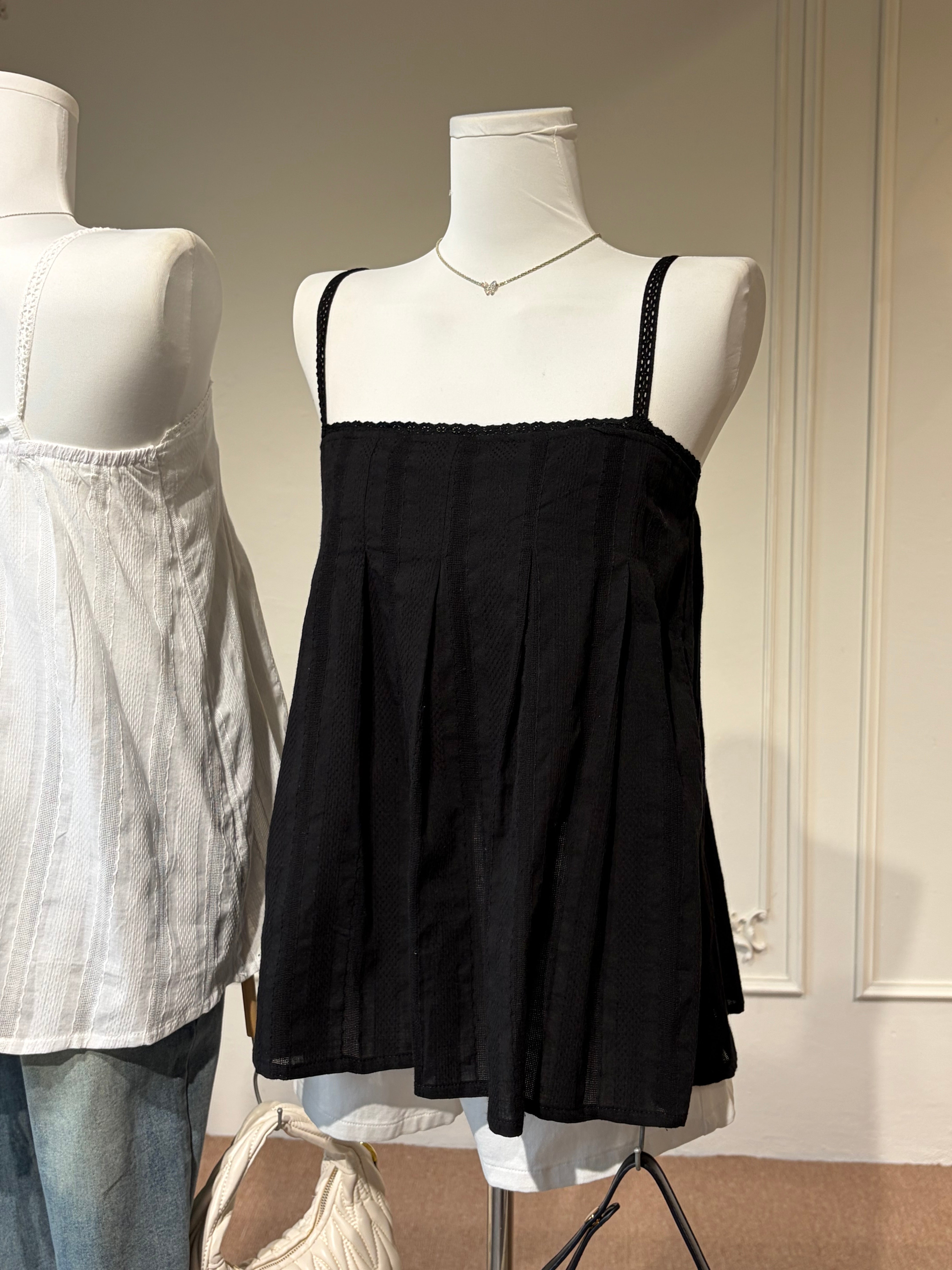 LACE TRIM CAMI TOP