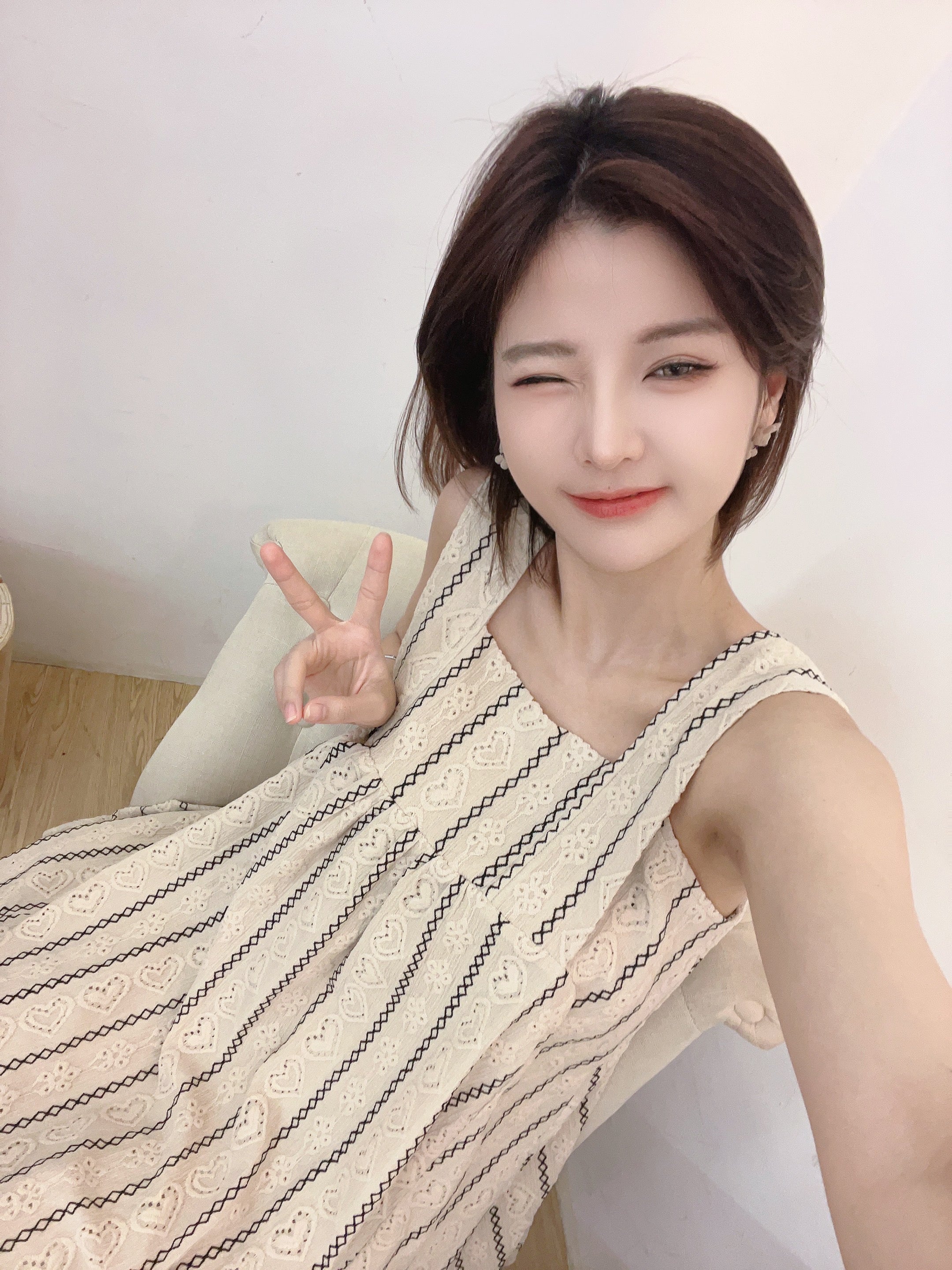 ๐พ๐๐ผ๐๐๐ Rina Dress