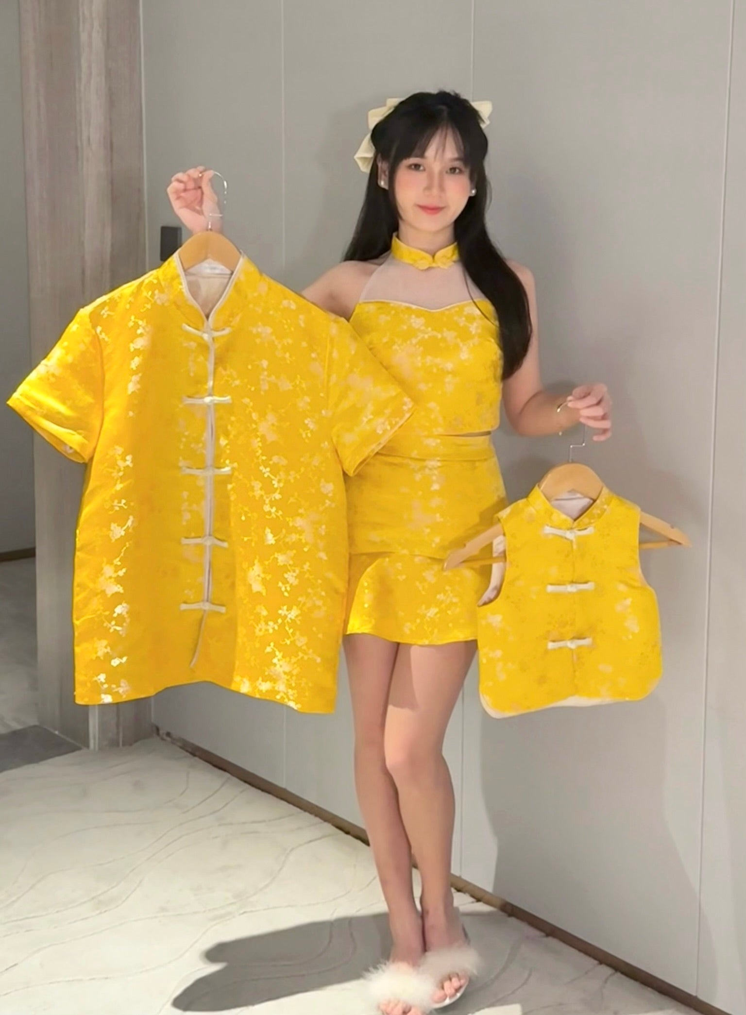 Bella Gold Cheongsam 阳光贝儿