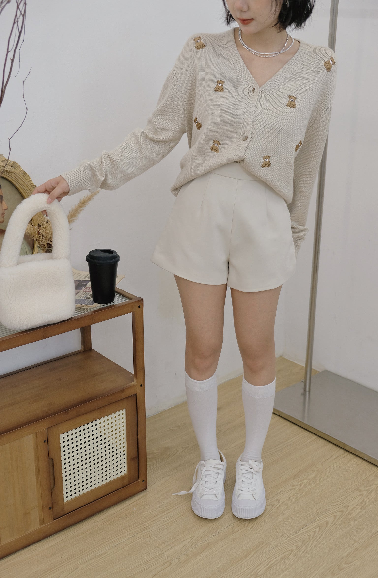 𝐂𝐡𝐚𝐫𝐦𝐞纸片裤Beige