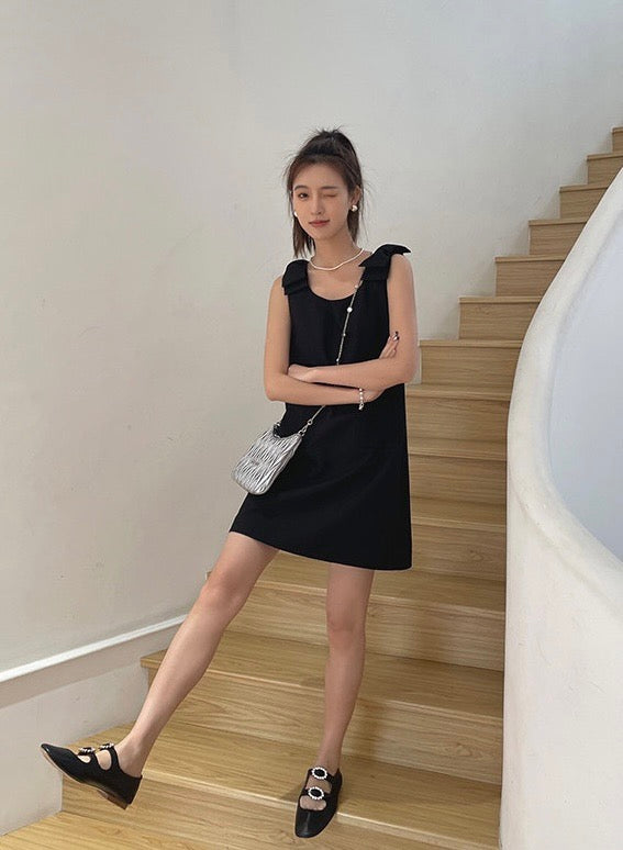 W8742 蝴蝶结奥黛丽法式连身裙