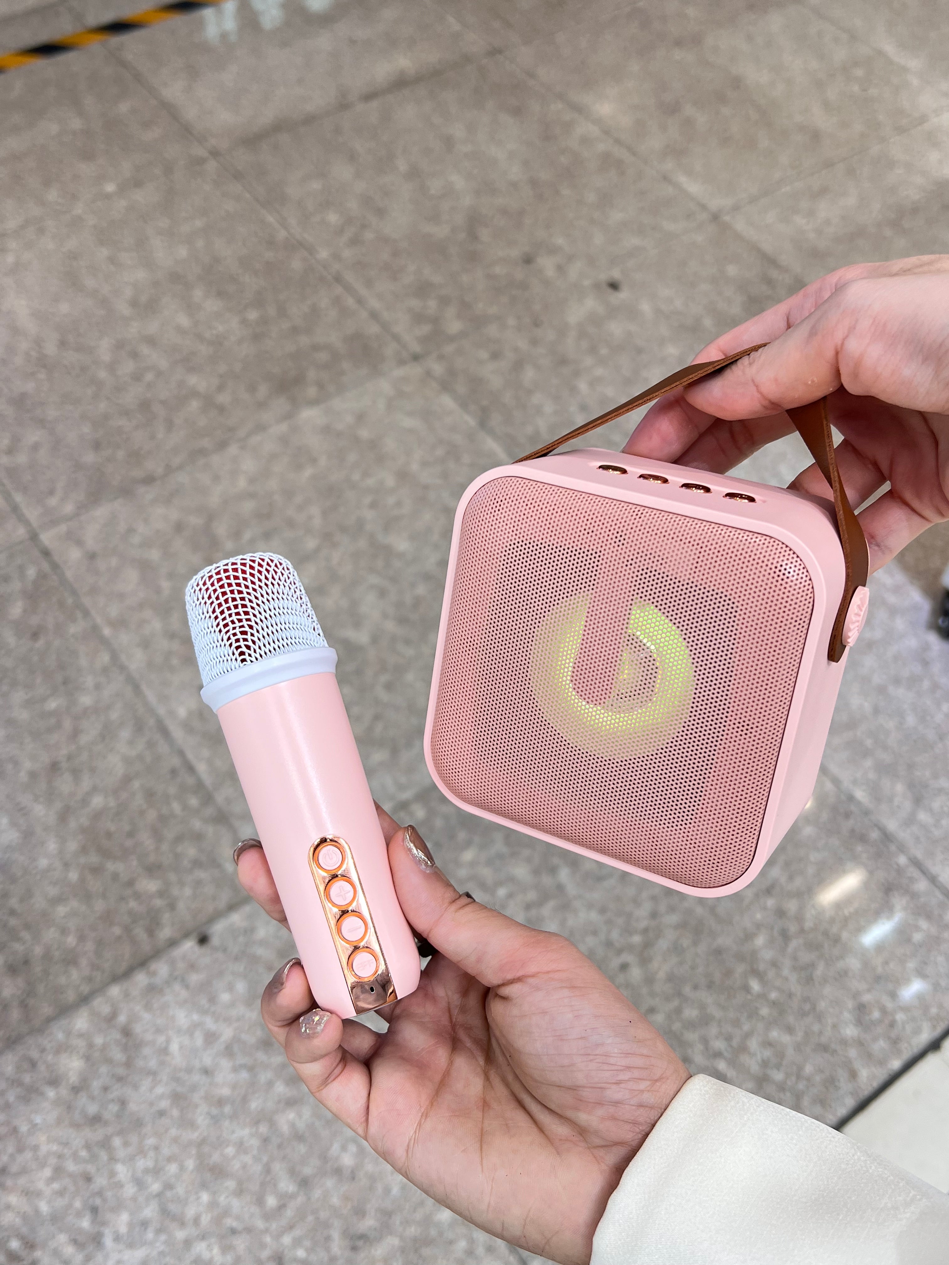 手掌上的音箱+Mic (音质爆好!)