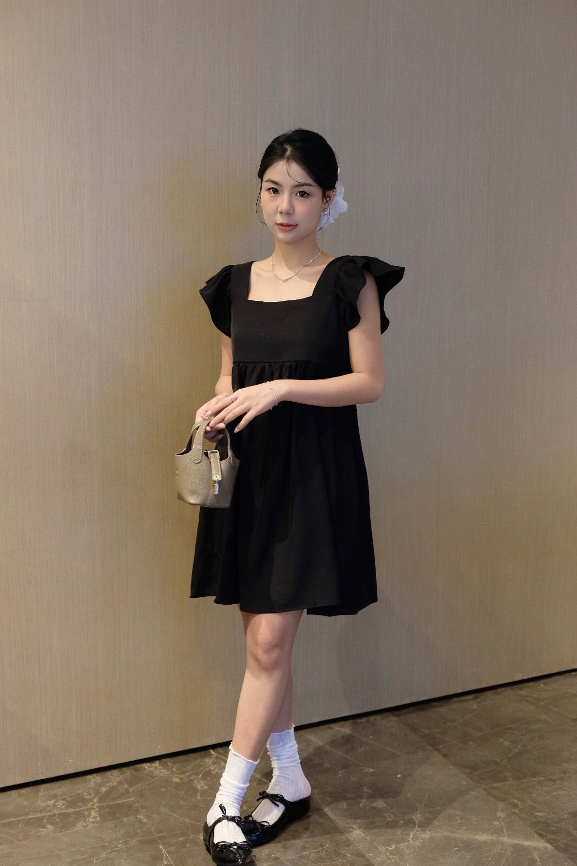 ๐พ๐๐ผ๐๐๐ Hannah Dress in black