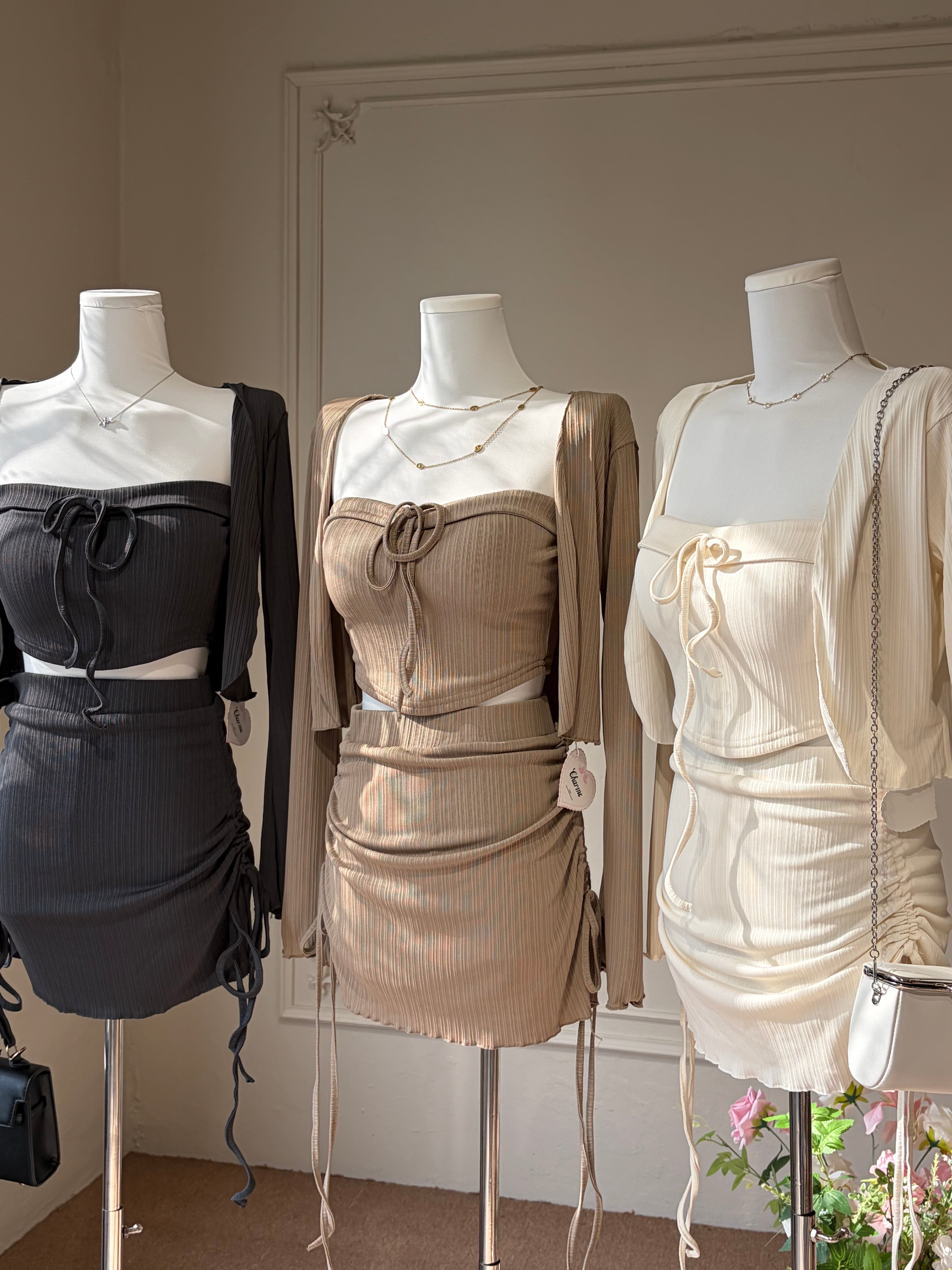 Riri Ribbed Tie Set (Padded)