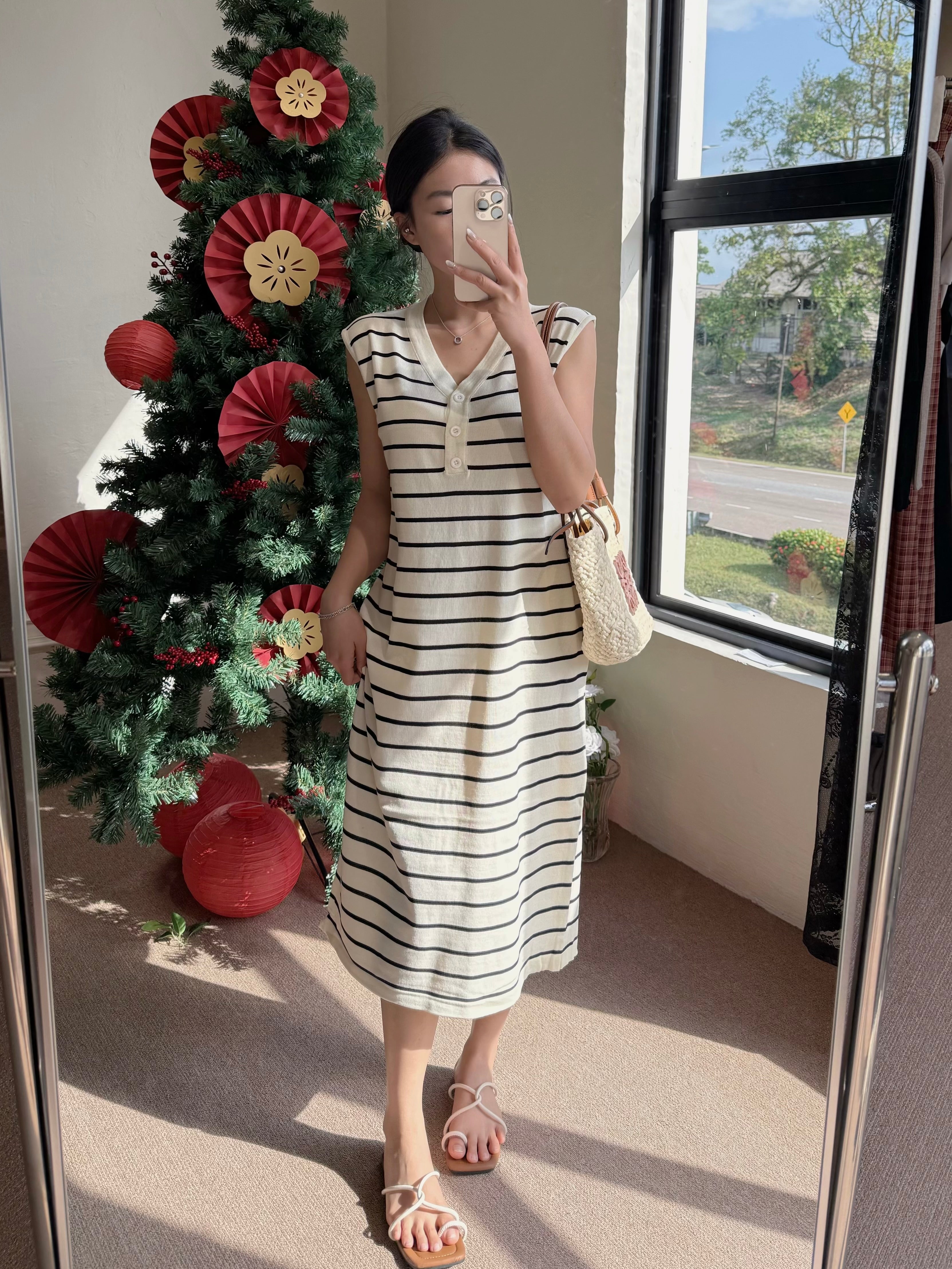 Melanie knitting Dress (preorder)