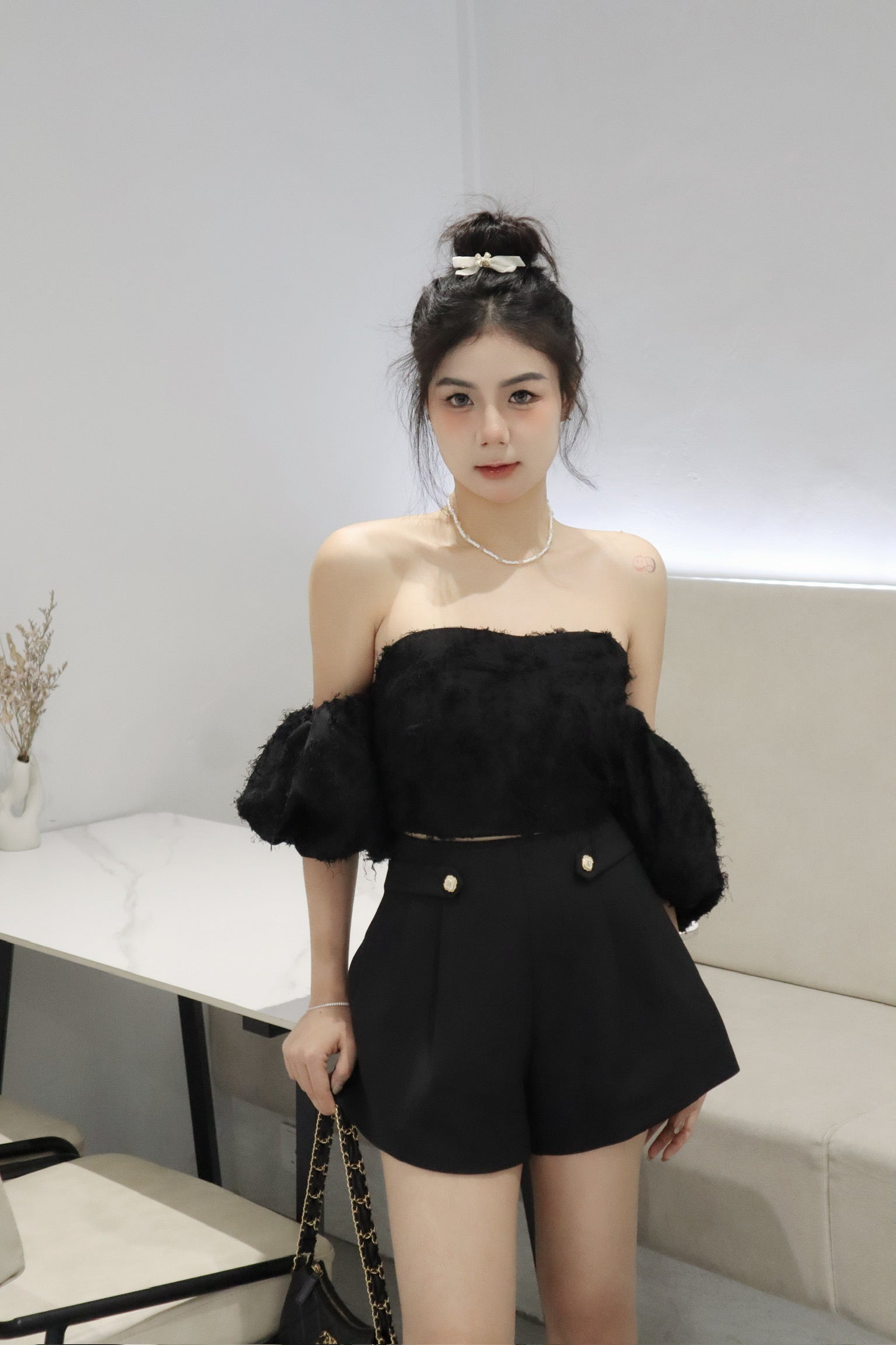 πΎππΌπππ Jamie Top in Black