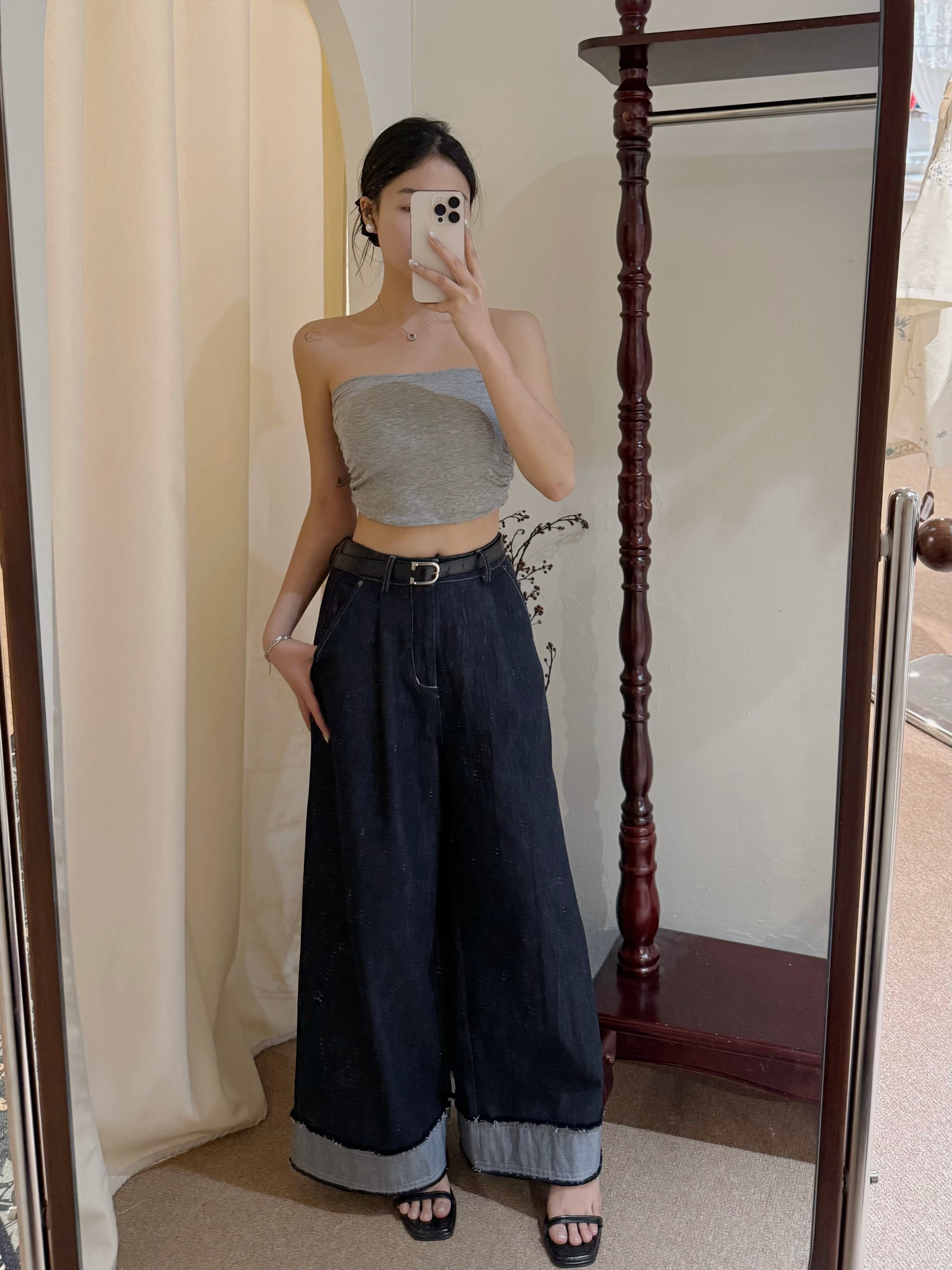 Dorothy top(preorder)