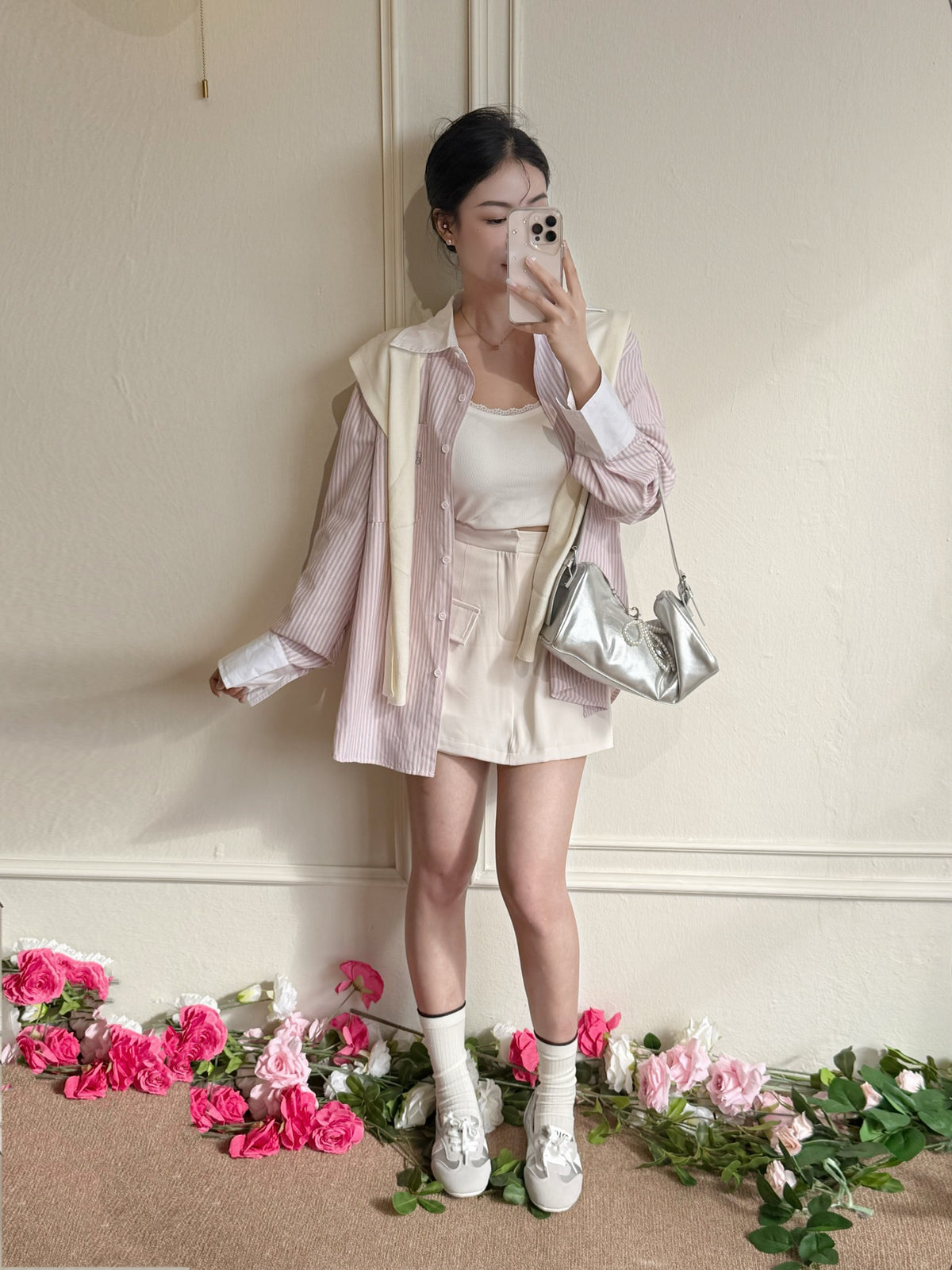 𝘾𝙃𝘼𝙍𝙈𝙀 Serenity Shirt(Pink)