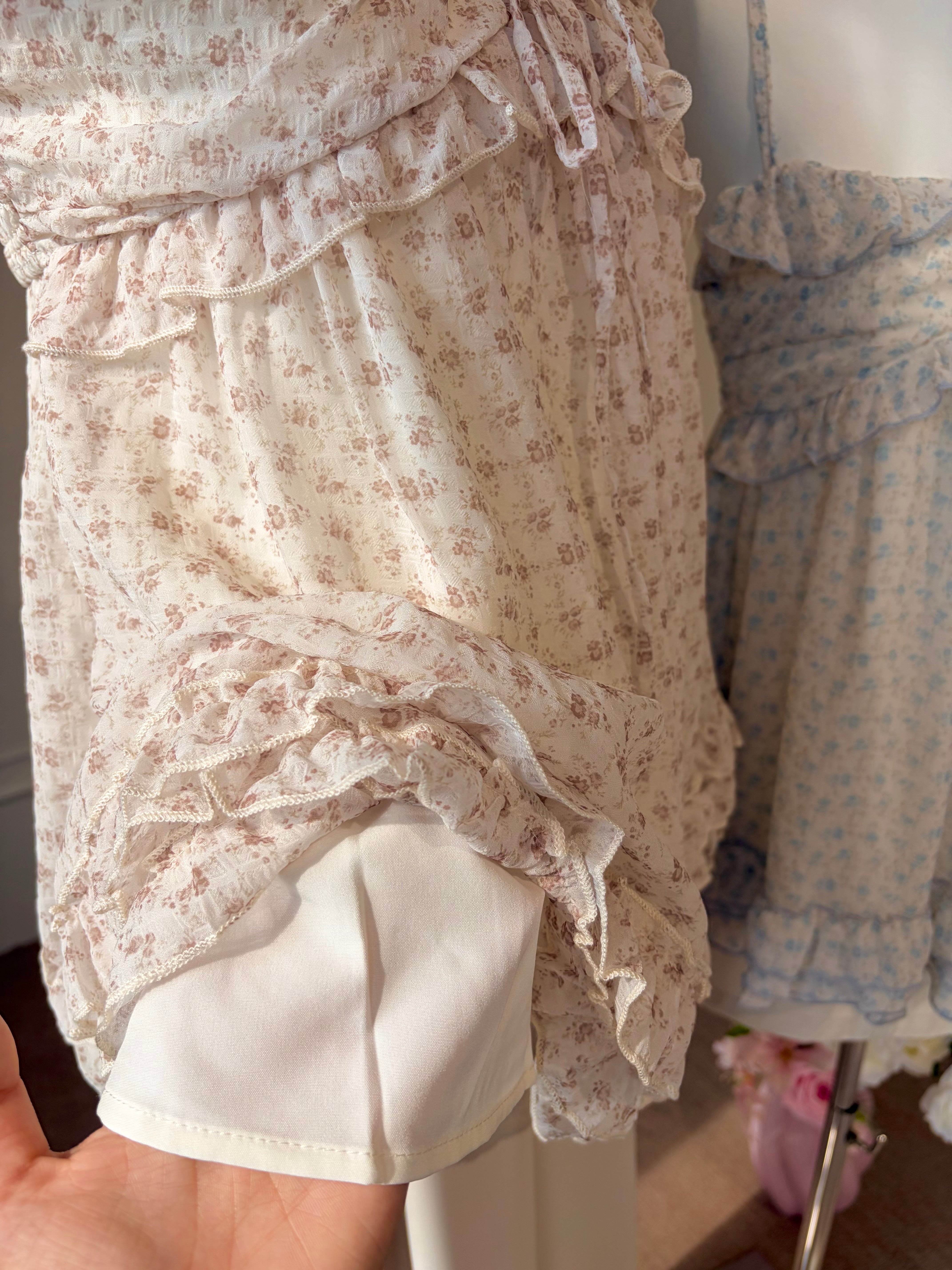 FLORAL RUFFLE CAMI TOP