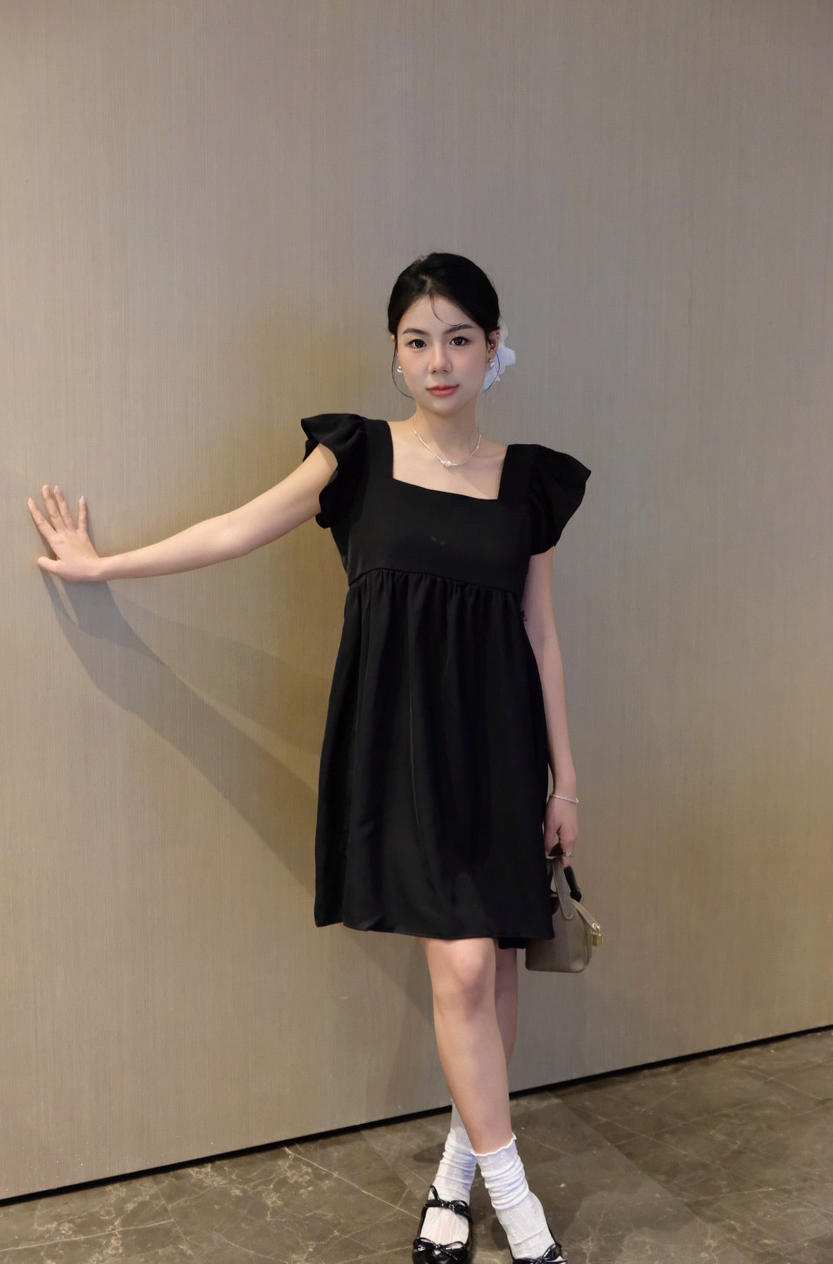 ๐พ๐๐ผ๐๐๐ Hannah Dress in black