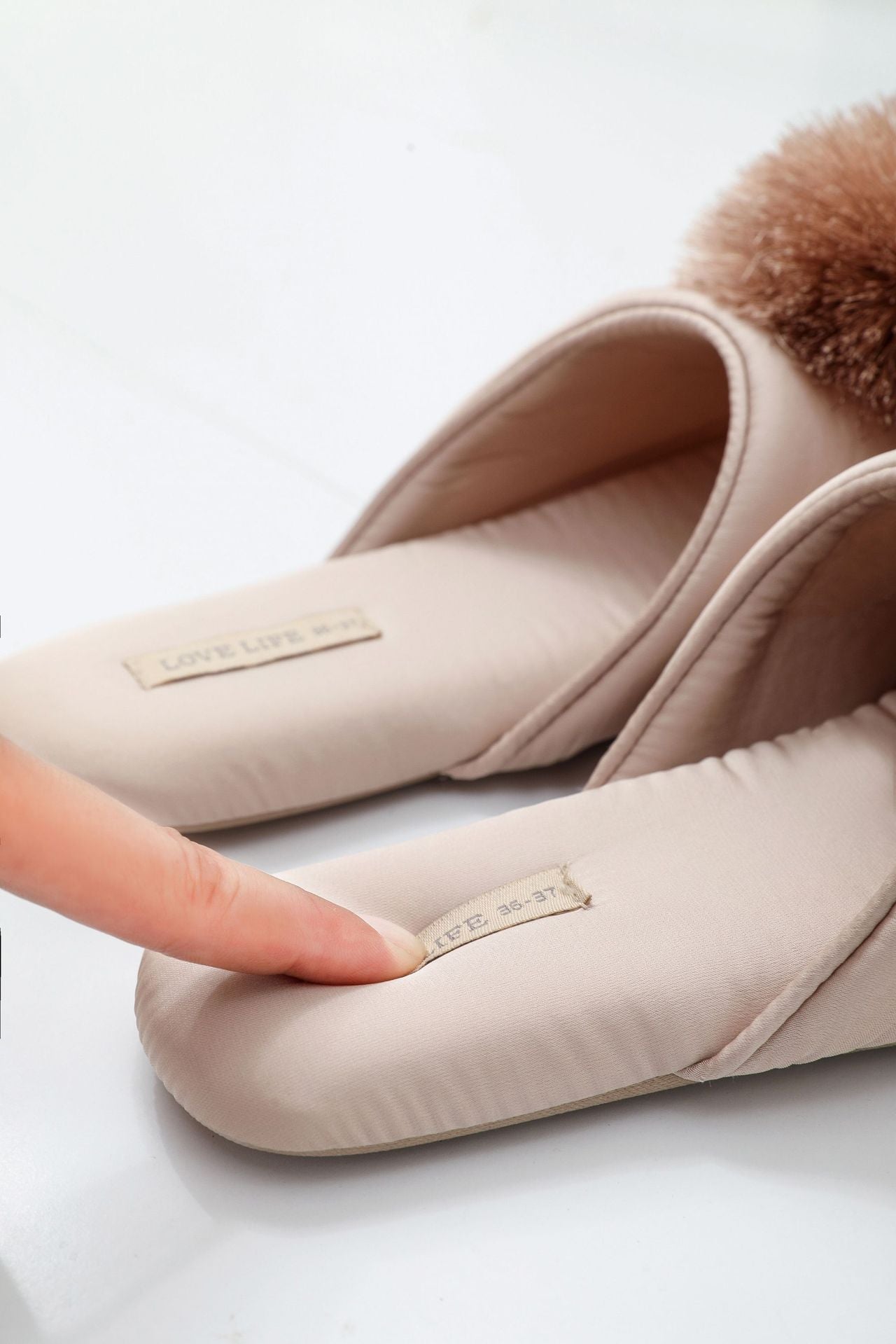 Vitoria Fluffy Shoes