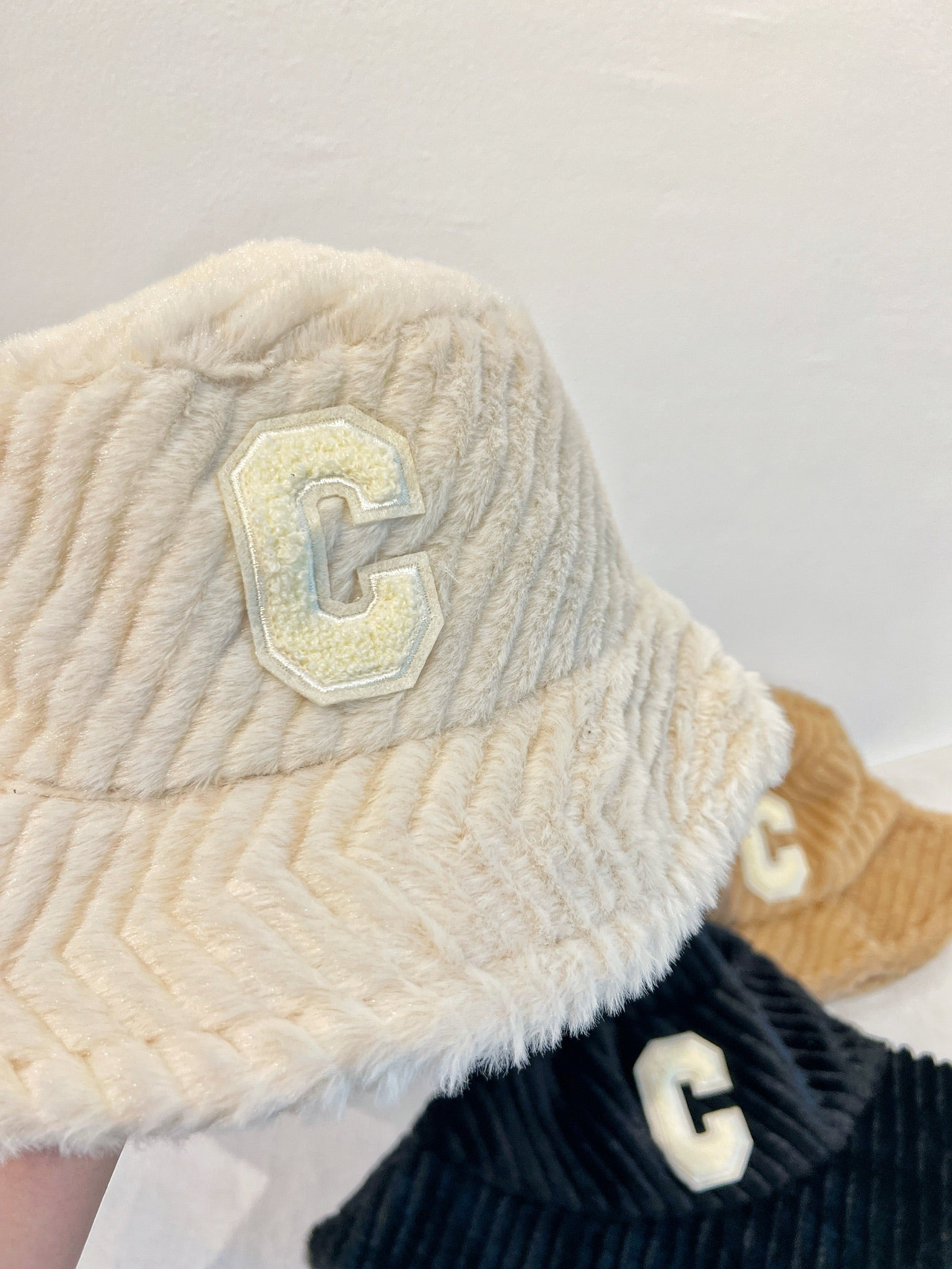 W4 C Hairy Bucket Hat