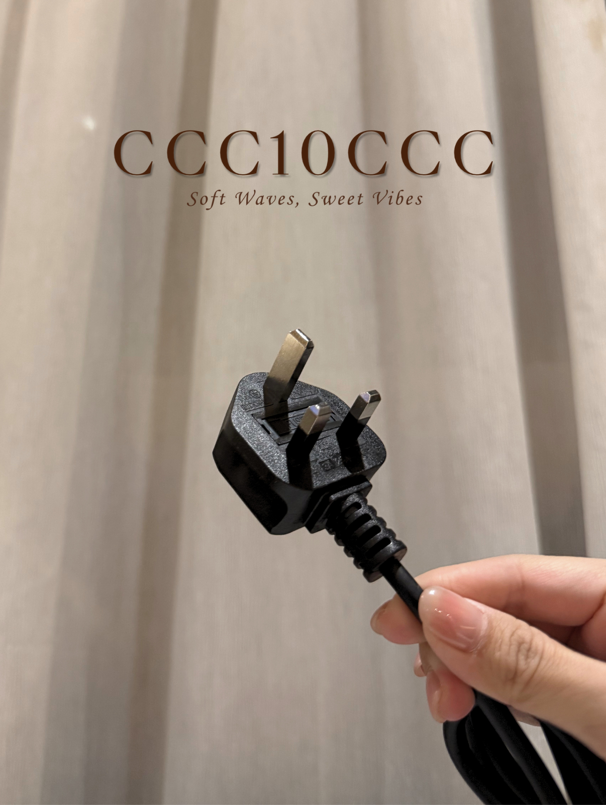 手持蒸汽小烫斗 很好用!