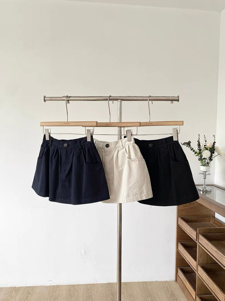 Leslie Shorts