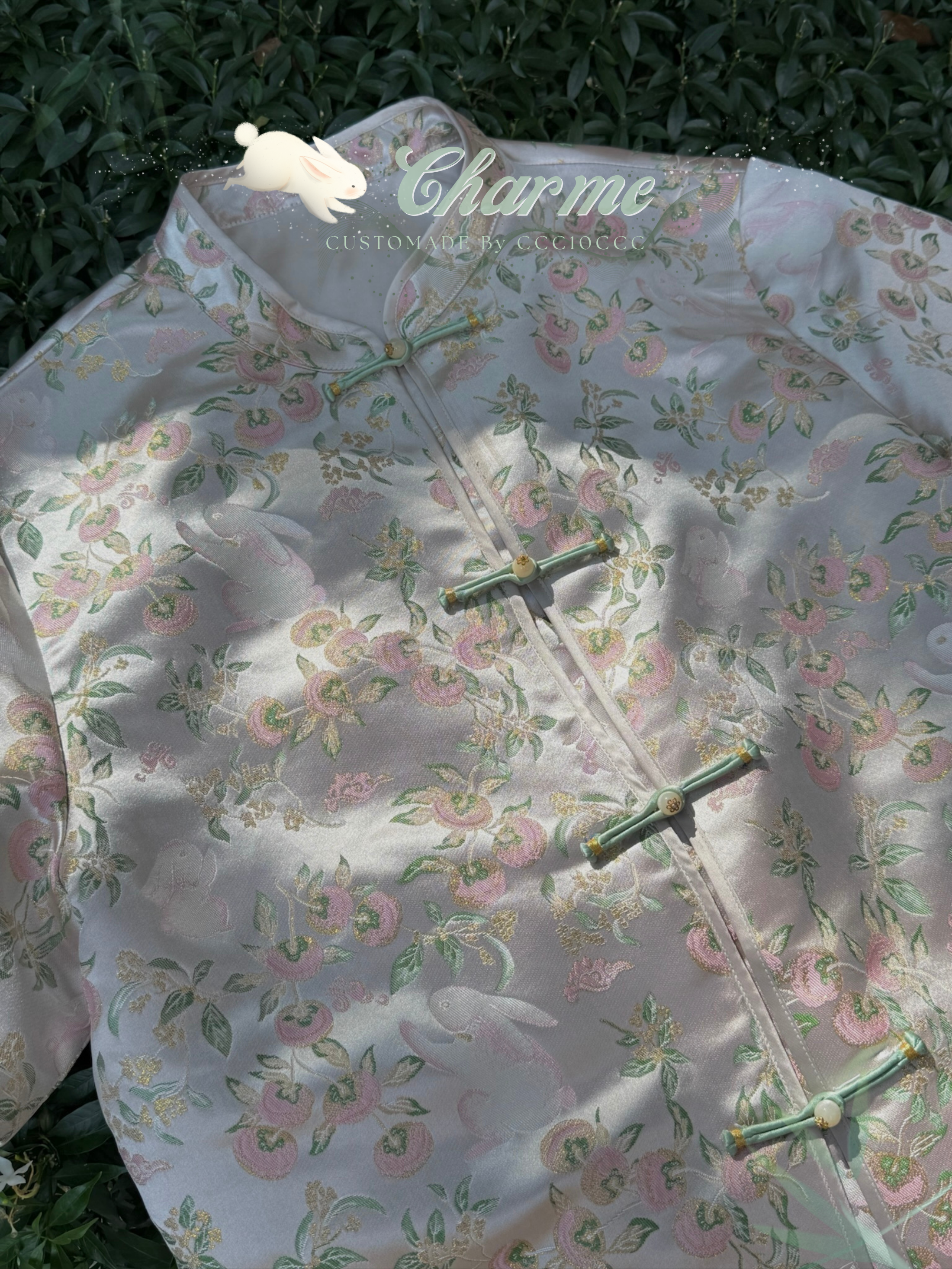 Fiora Shirt 玉兔 · 唐装