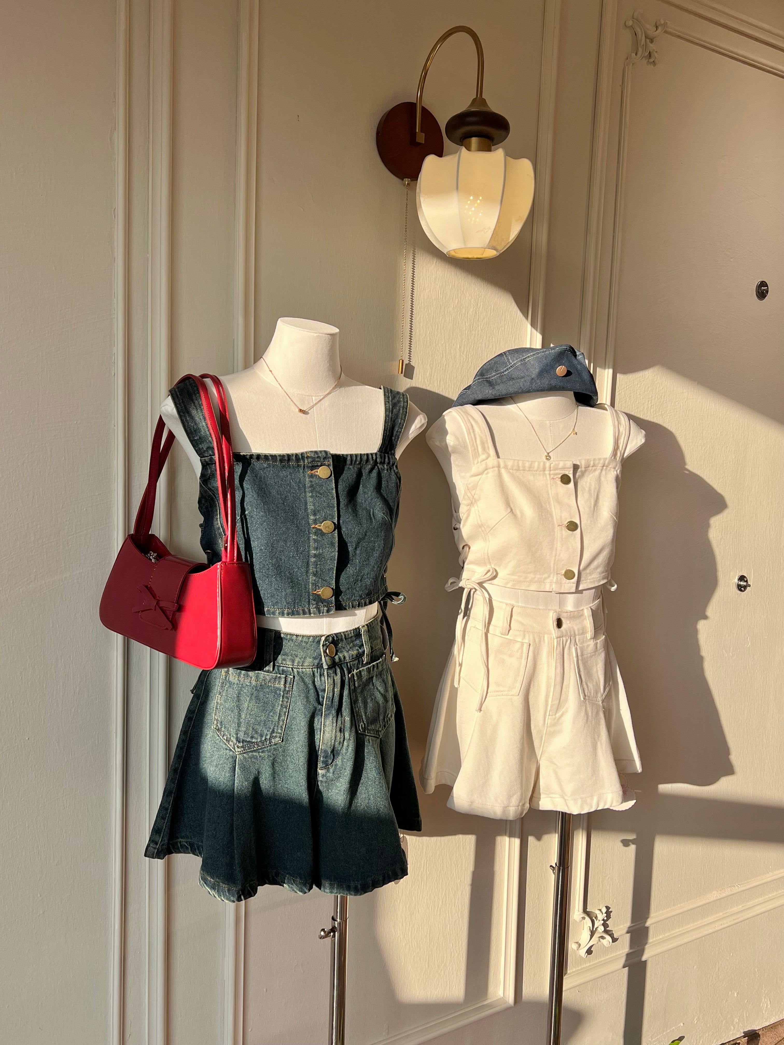 𝘾𝙃𝘼𝙍𝙈𝙀 Scarlet Top（Blue）