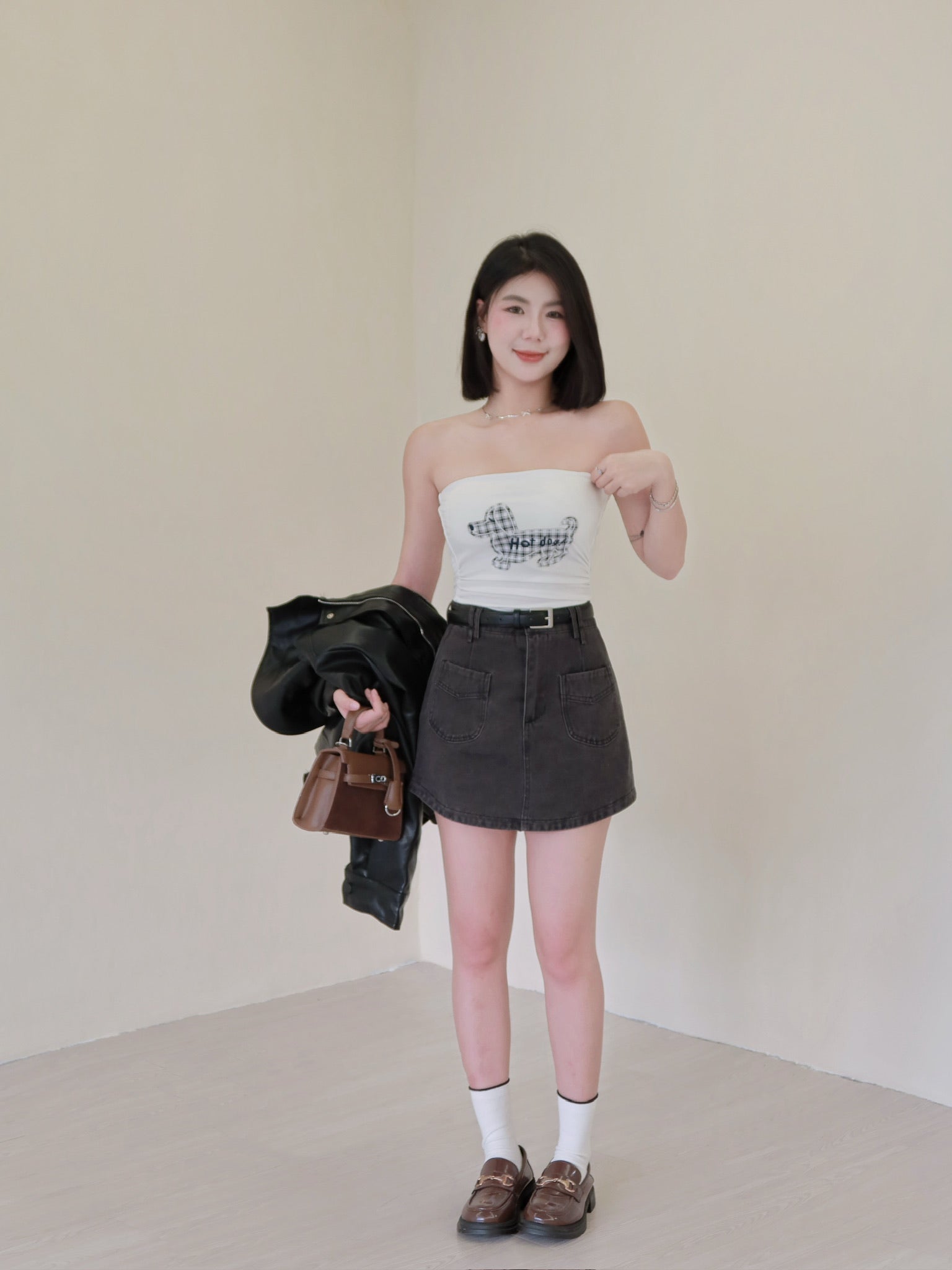 𝘾𝙃𝘼𝙍𝙈𝙀 Luna Skirt 弯月裙 🌙 (Beige)