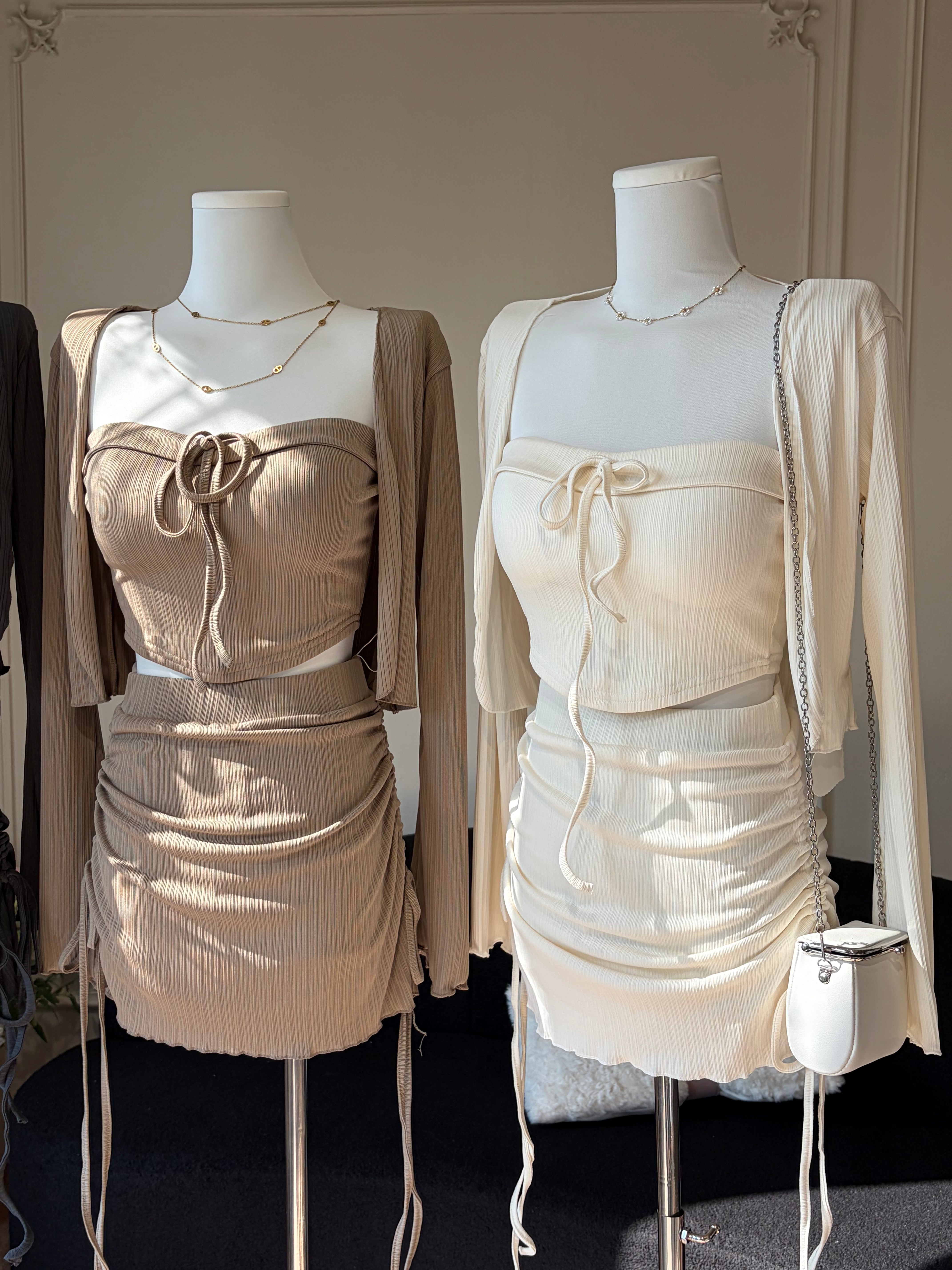 Riri Ribbed Tie Set (Padded)