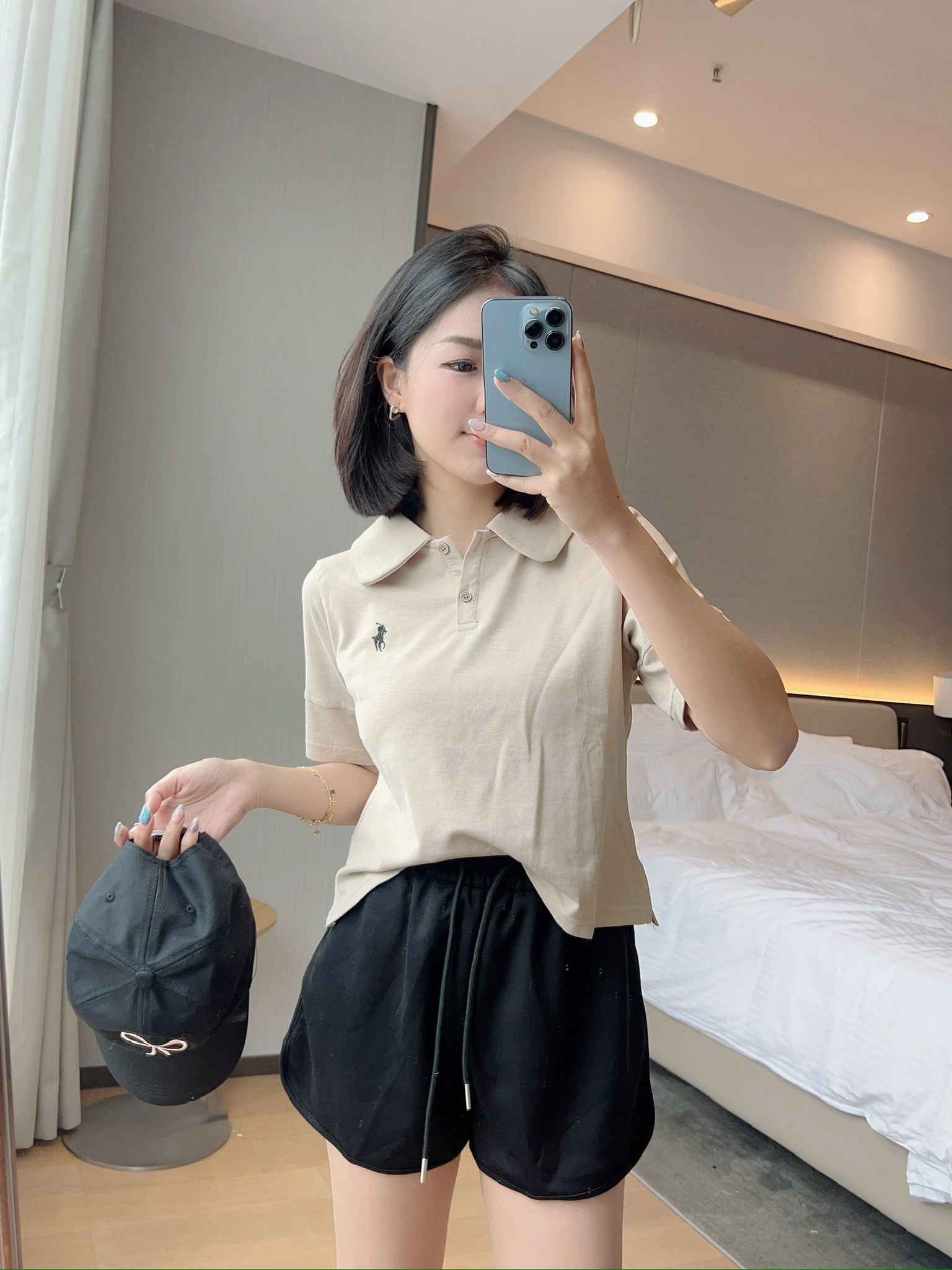 Aileen Shorts