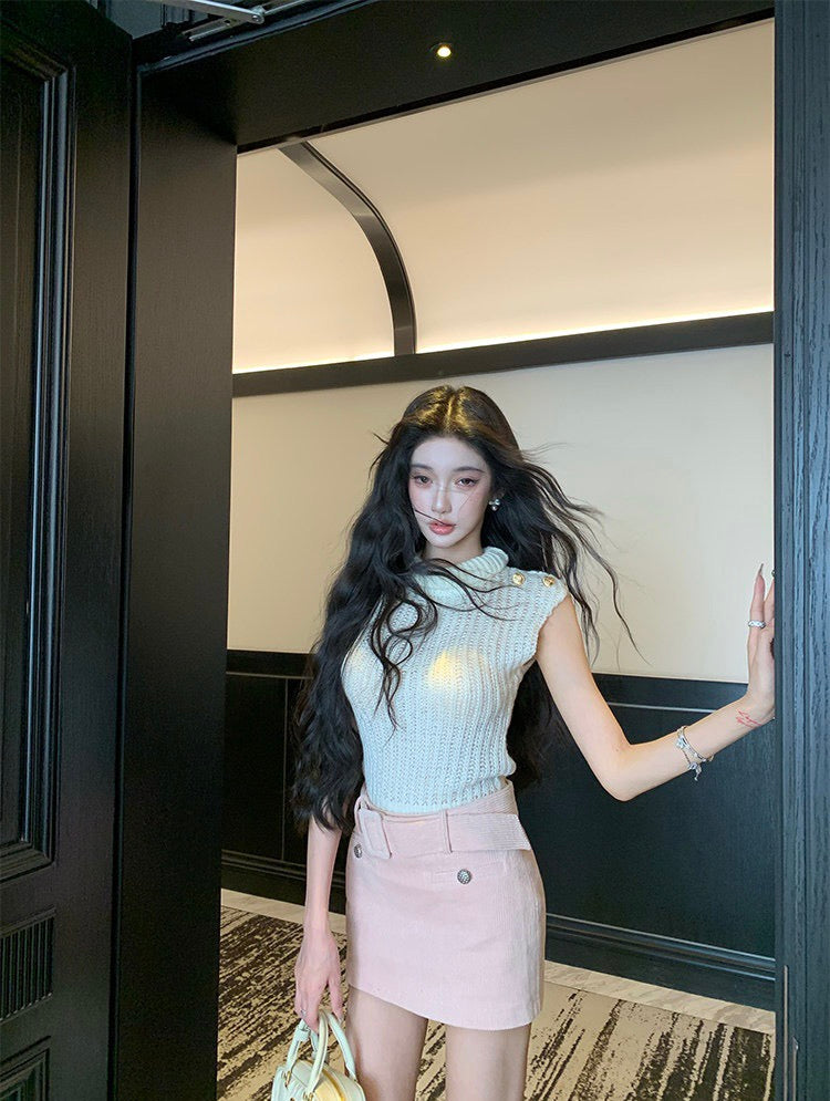 W8818 女神灯芯绒辣妹裙
