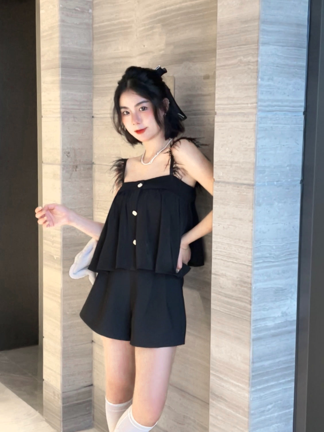 𝘾𝙃𝘼𝙍𝙈𝙀 Selina in Black