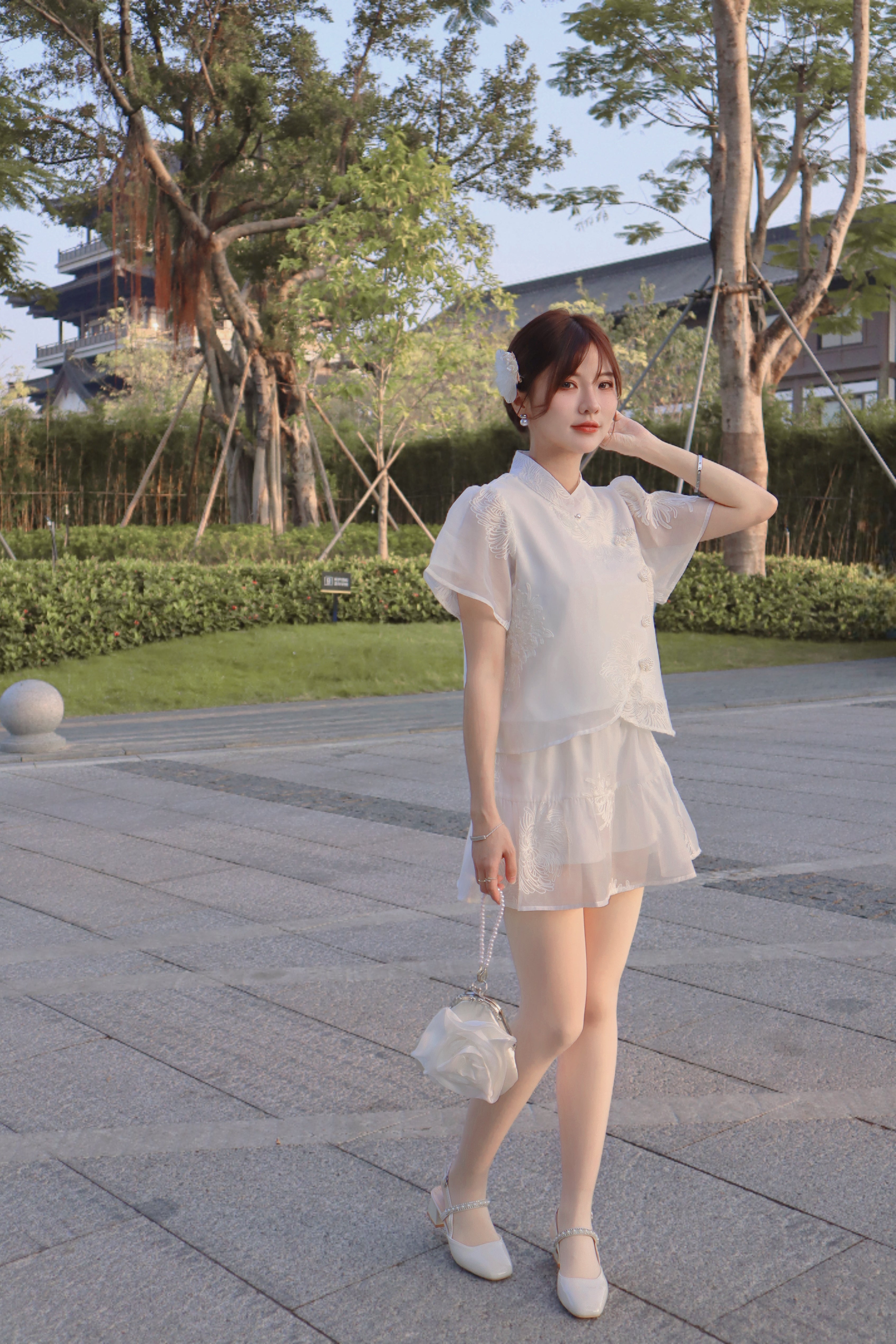 ️𝘾𝙃𝘼𝙍𝙈𝙀 白玉 🦢