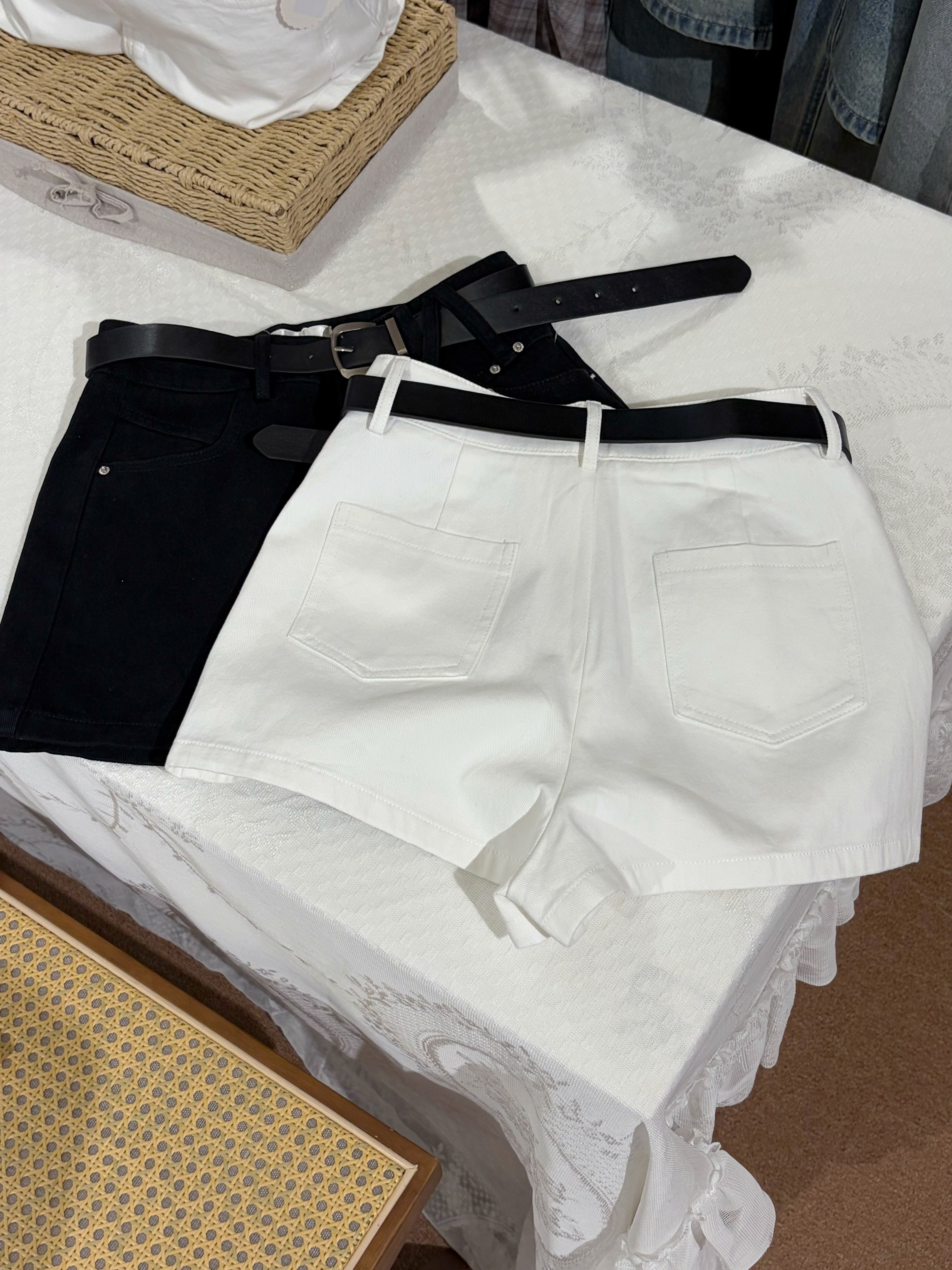 Everyday Denim Shorts (White)