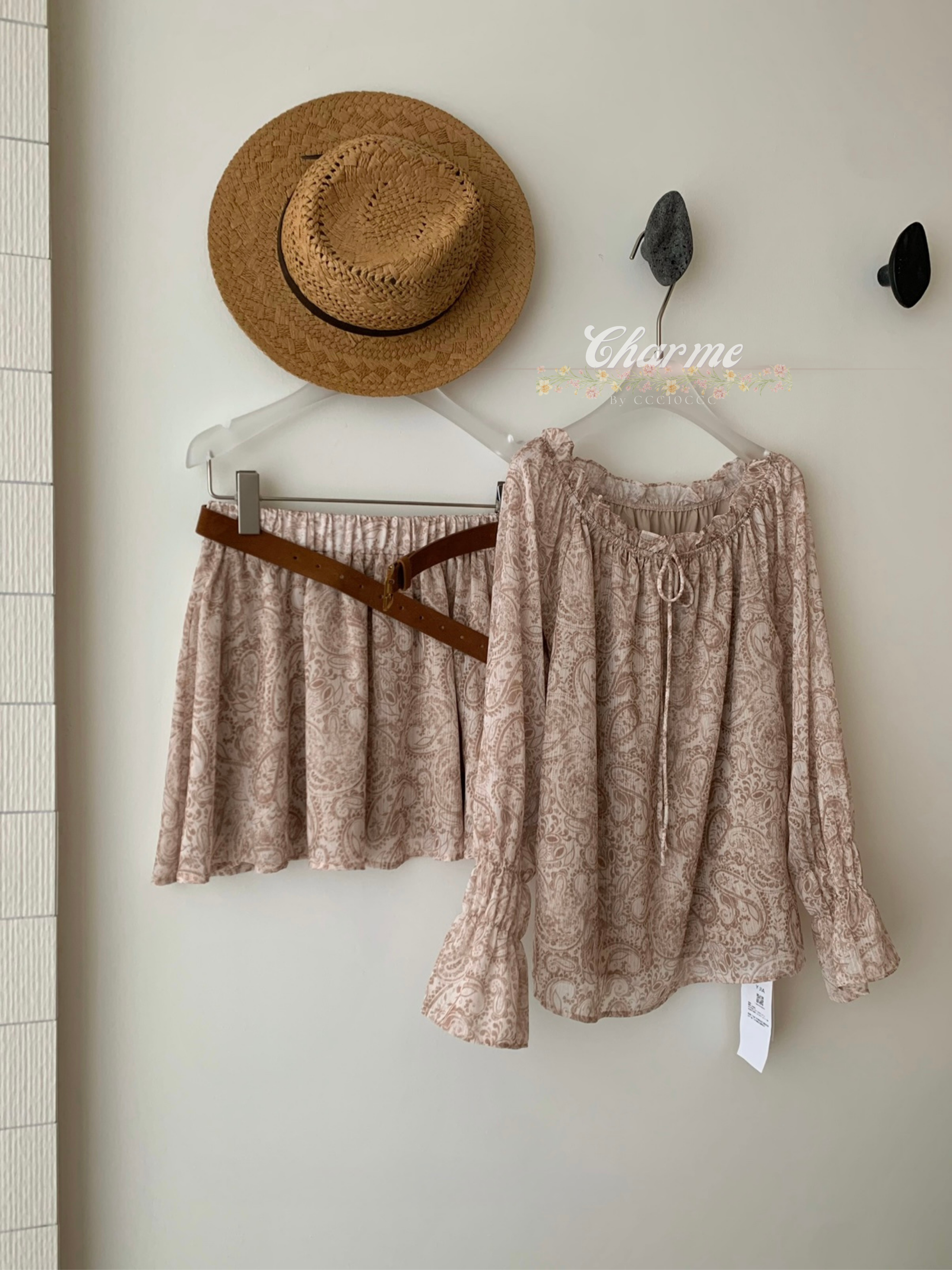 Celia Set with belt