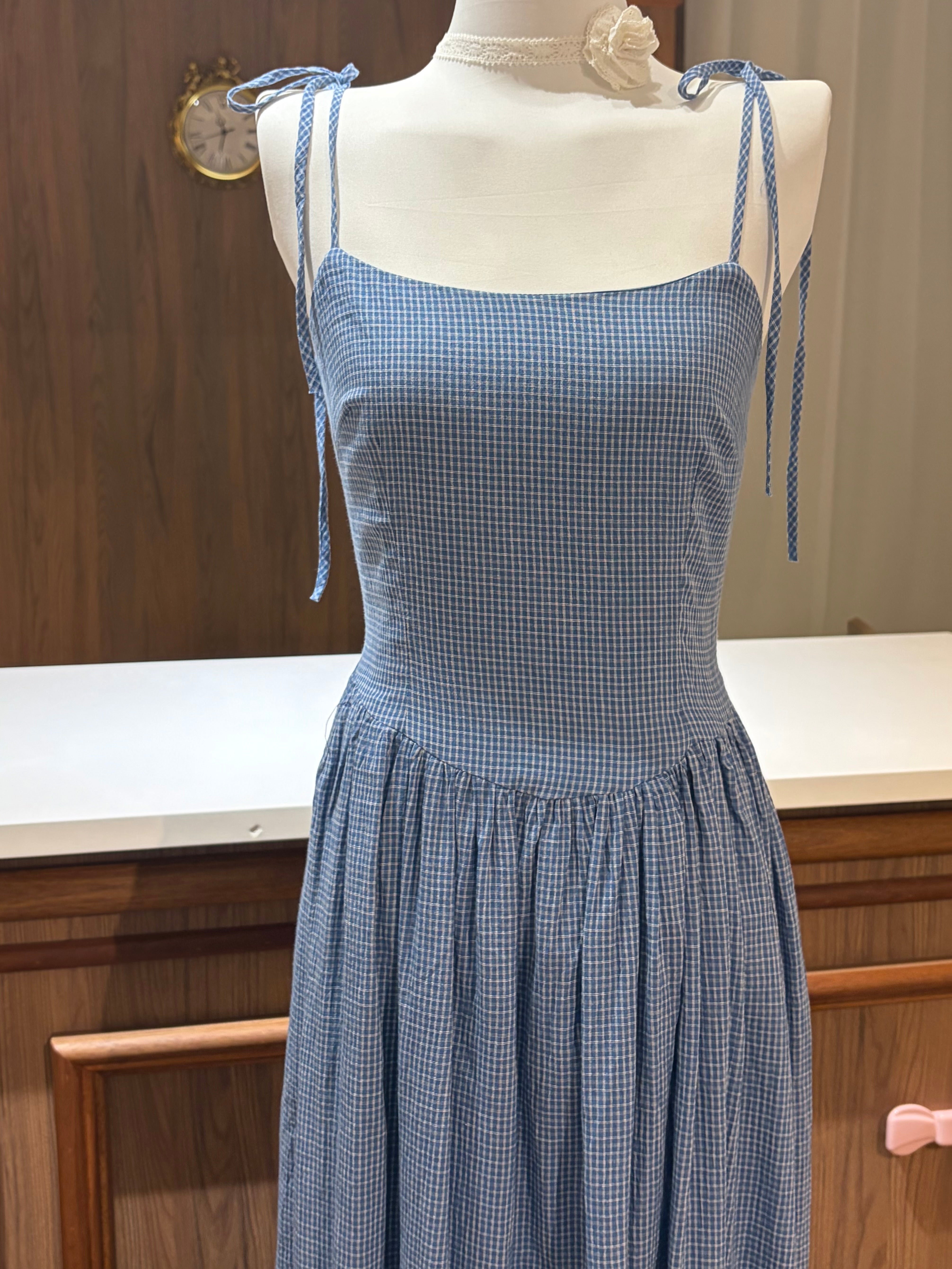 Mistelle Dress