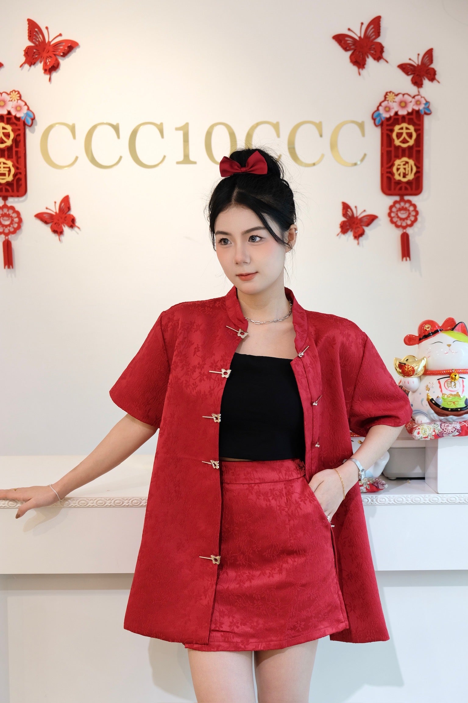 ♠️𝘾𝙃𝘼𝙍𝙈𝙀 盈千唐装 in Maroon