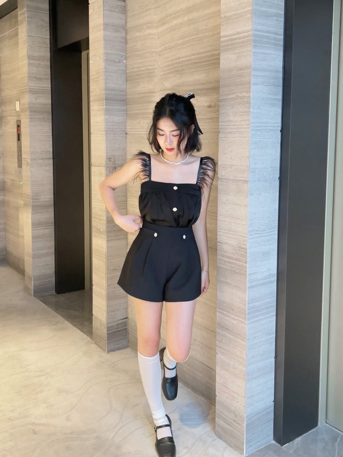𝘾𝙃𝘼𝙍𝙈𝙀 Selina in Black