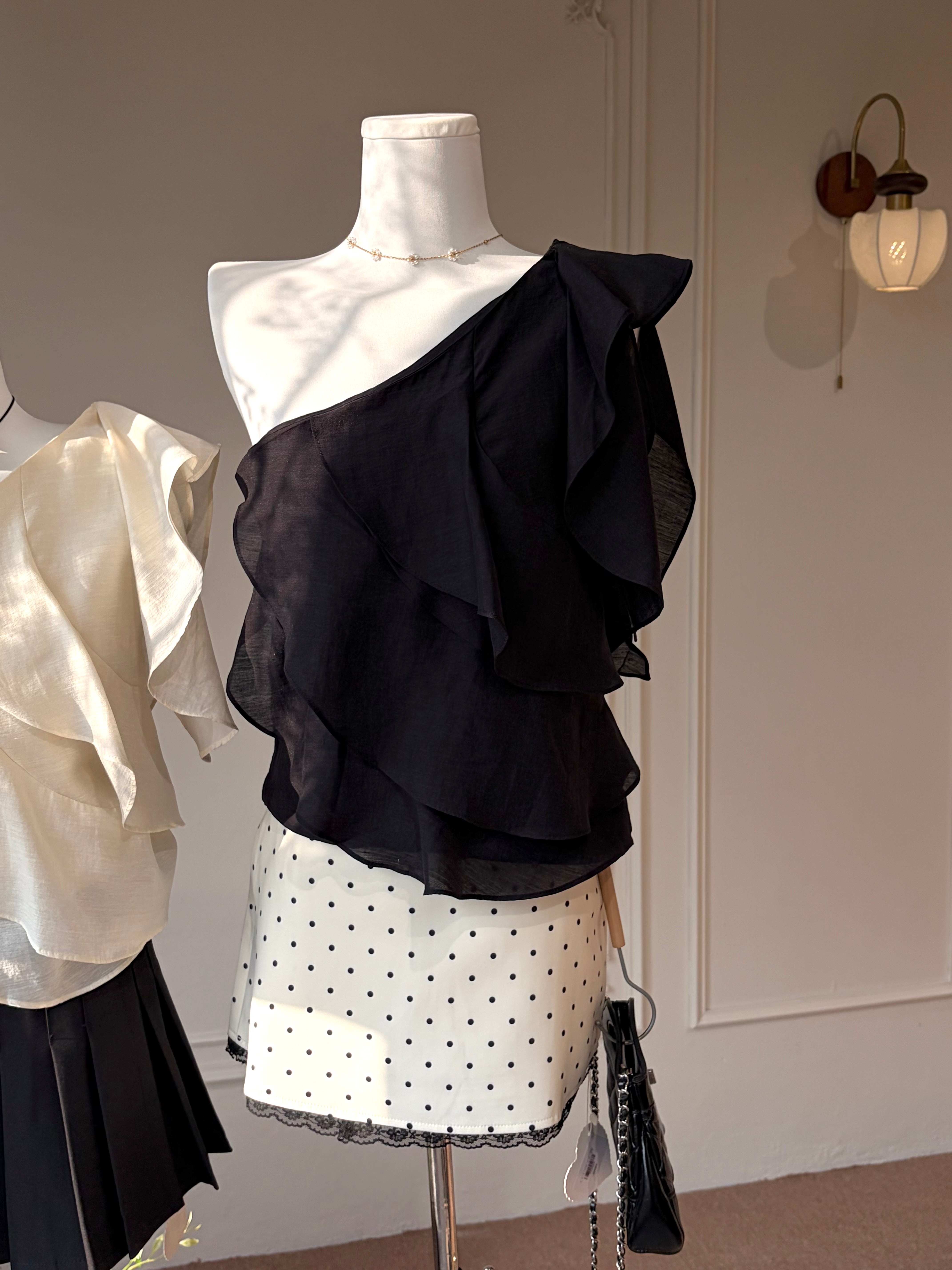 Charme.cc Celeste Ruffle Top - black One-Shoulder Top with Layered Flowy Ruffle Detail