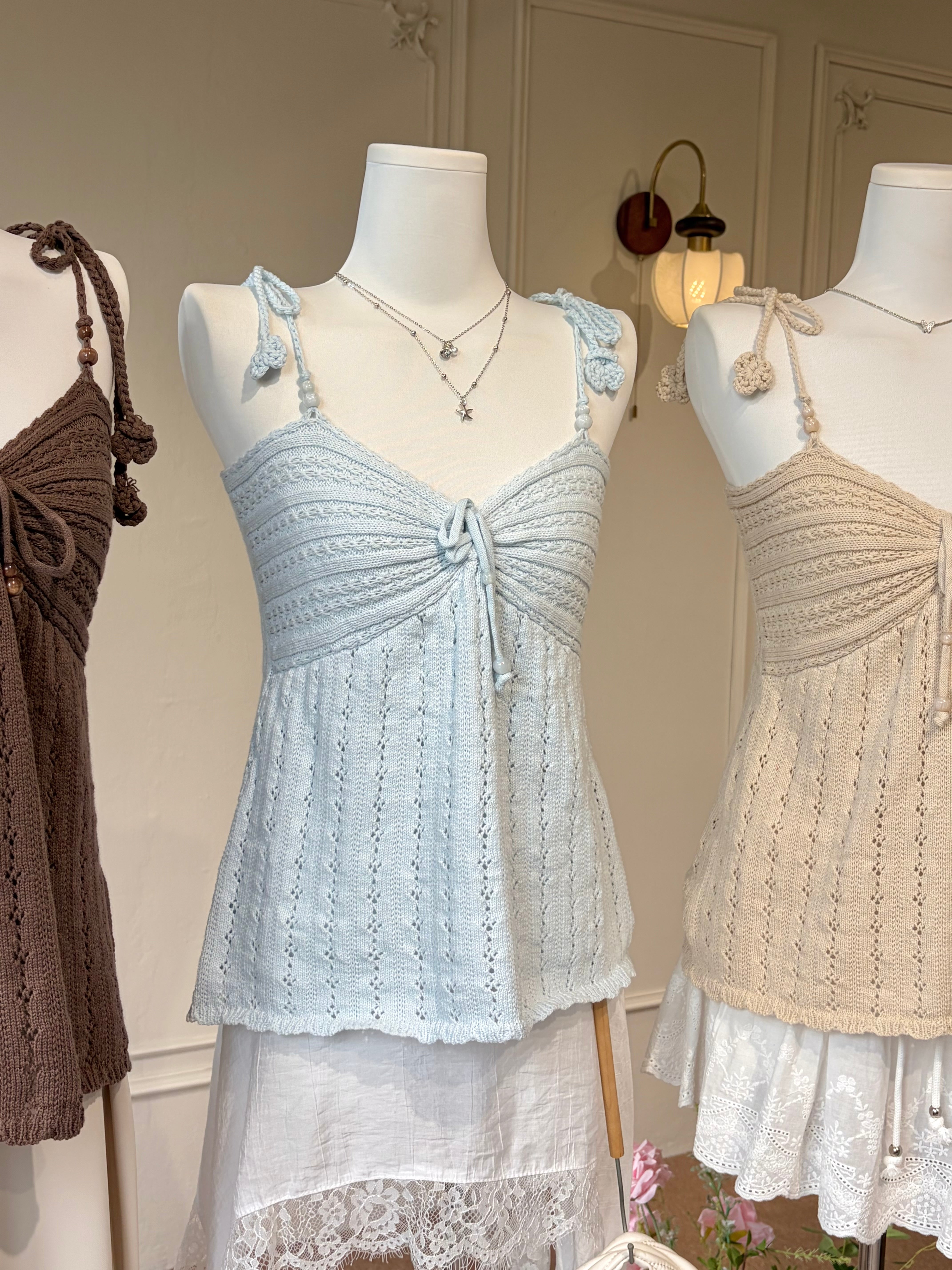 LACE HALTER TOP